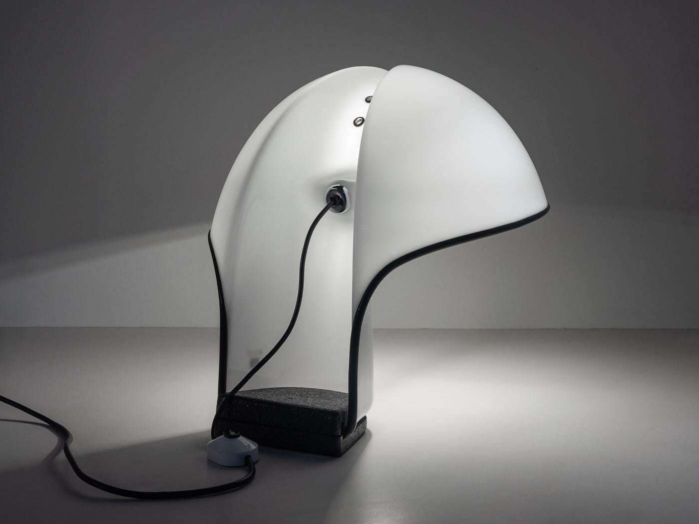 Fine XX secolo Lampada da tavolo ALBANELLA, Ermanno Lampa & Sergio Brazzoli per Harvey Guzzini in vendita