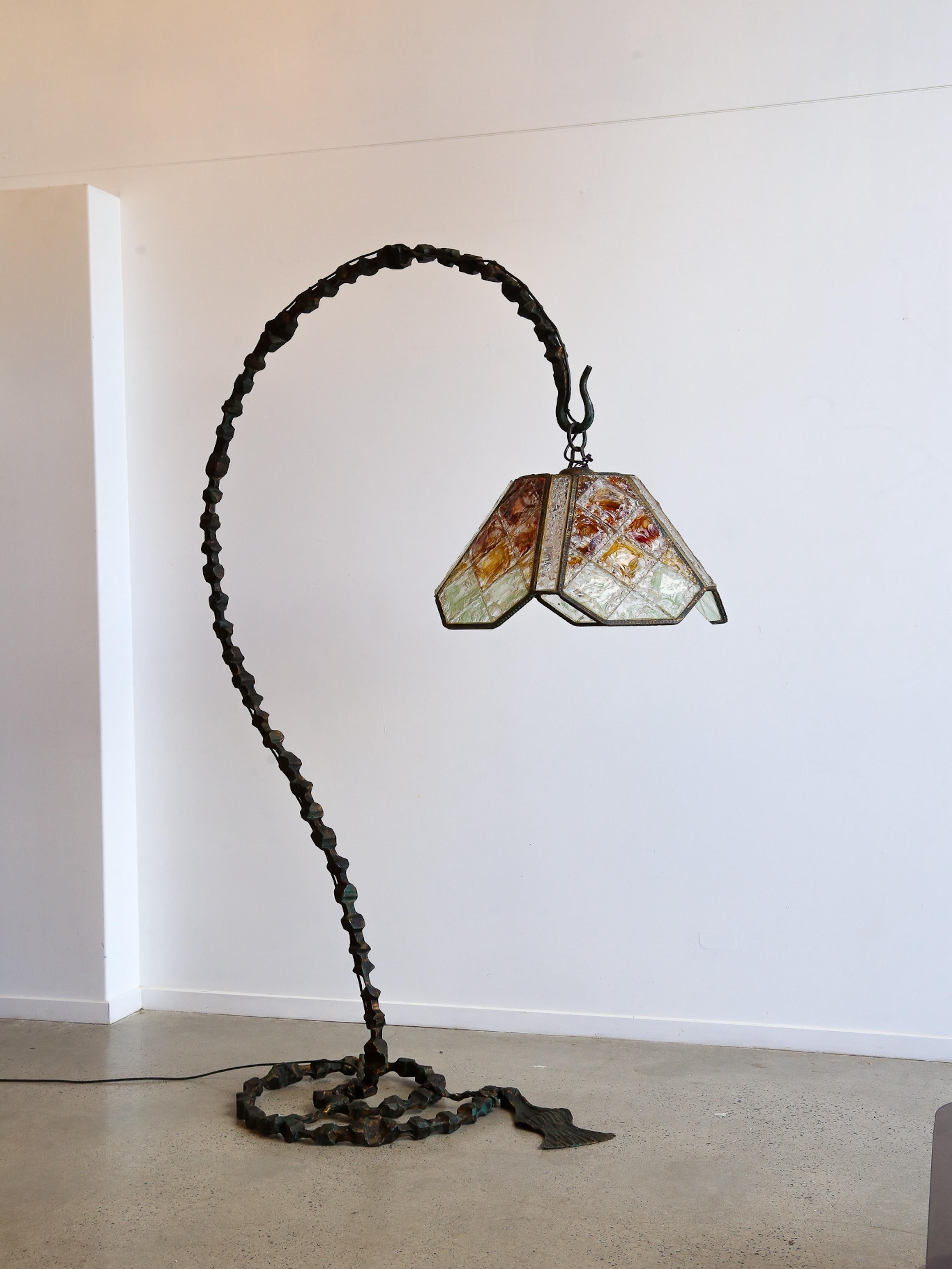 Albano Poli für Poliarte Brutalistische Stehleuchte aus Murano-Glas und Bronze (Handgeschnitzt) im Angebot
