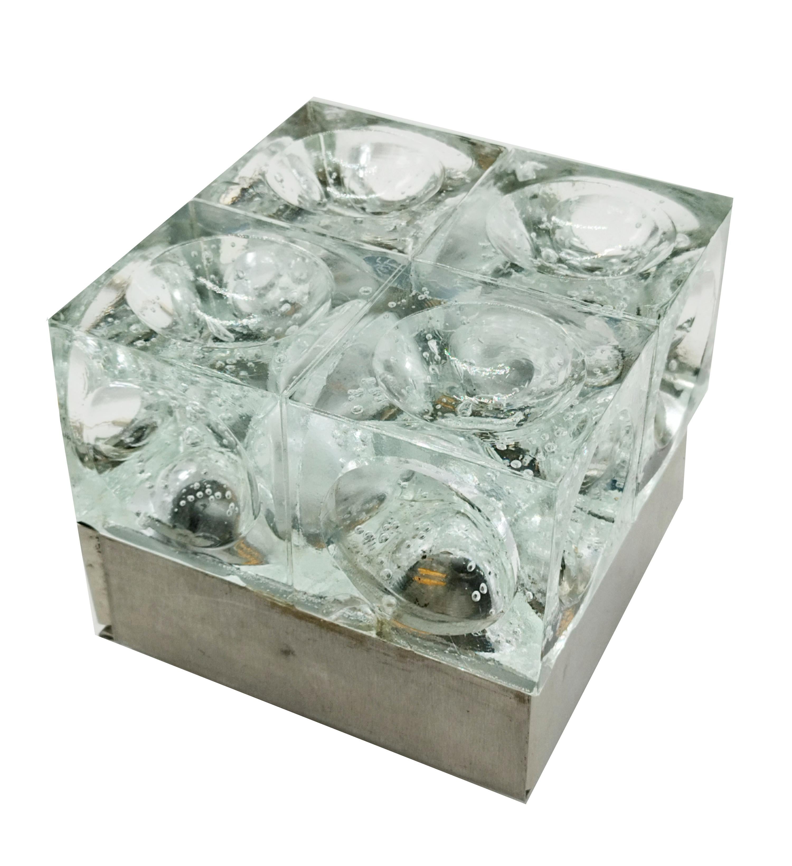 Table lamp cube bubble glass metal chrome base from the Poliarte manufacture. Famous Italian designs such as Aldo Carlo Nason for Mazzega, Venini, Vistosi, La Murrina, Toni Zuccheri for VeAr.