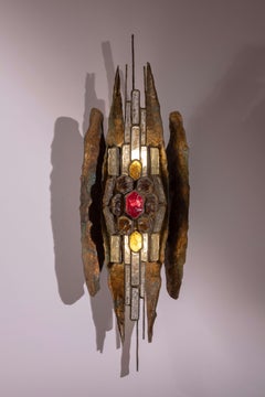 Albano Poli large Brutalist Wall Sconce in Metal and Crystal, Poliarte, 1970s