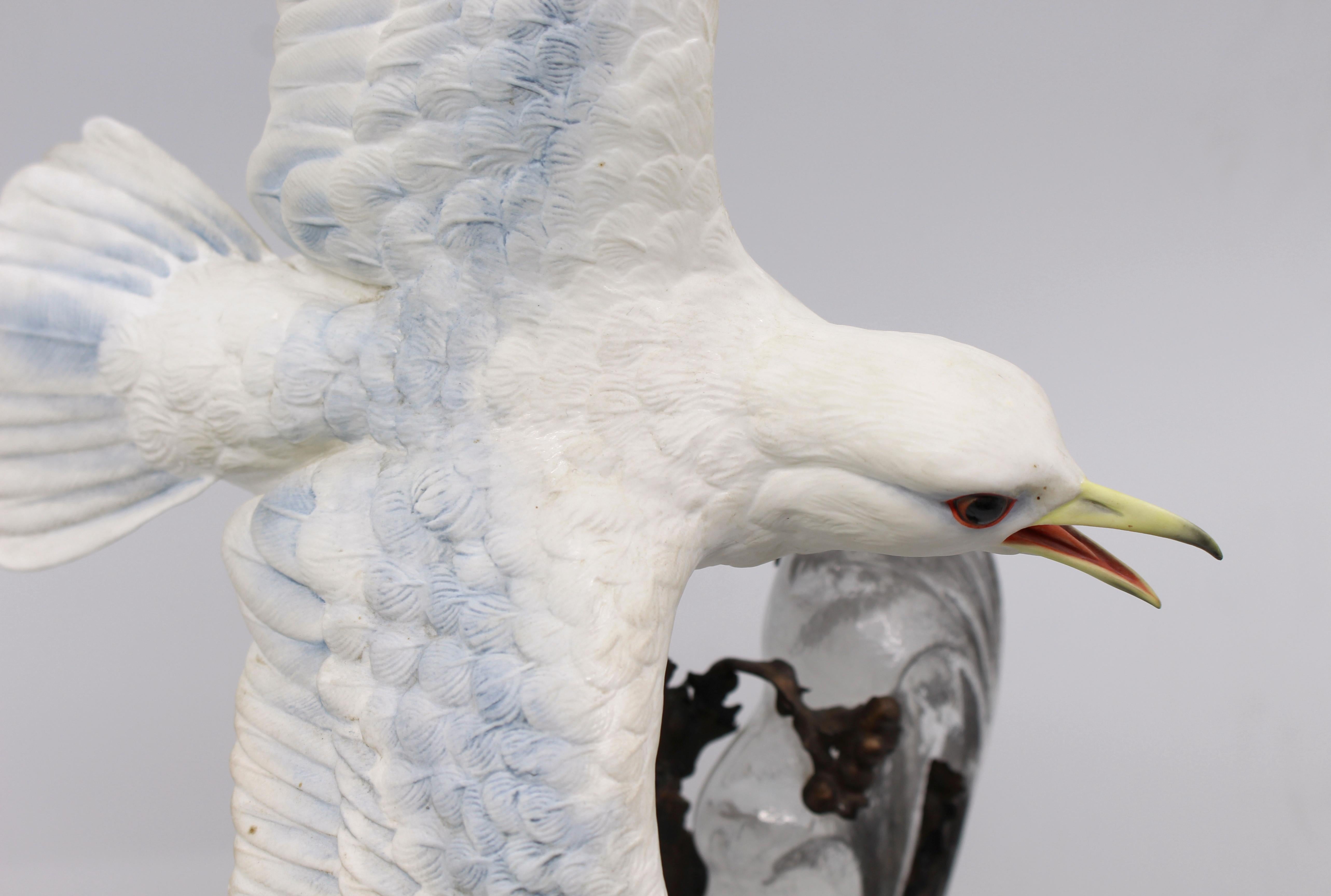 Albany Limited Edition Kittiwake Sculpture Porcelain on Bronze and Rock Crystal For Sale 2