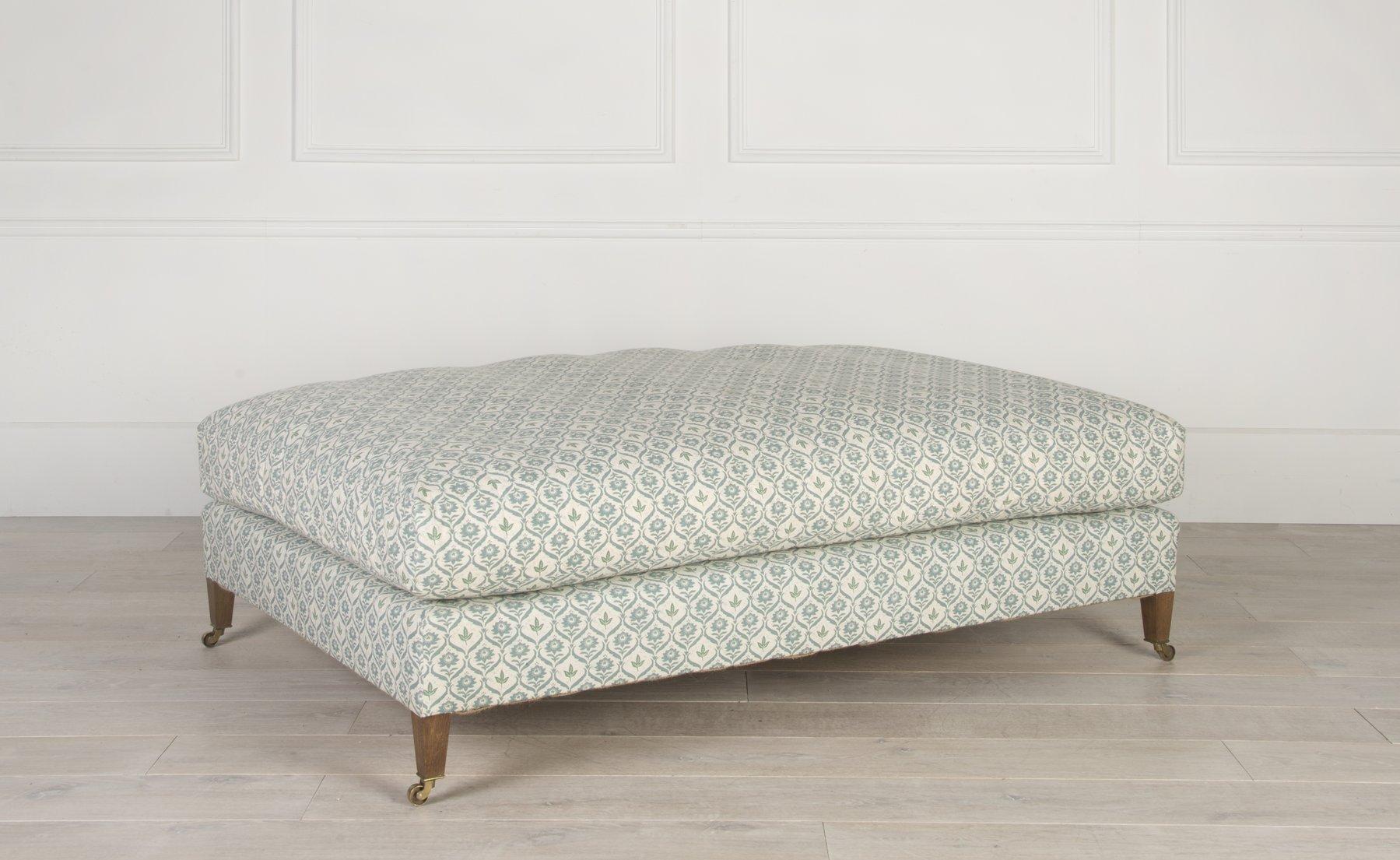The Albany Ottoman In New Condition For Sale In Gloucestershire, GB