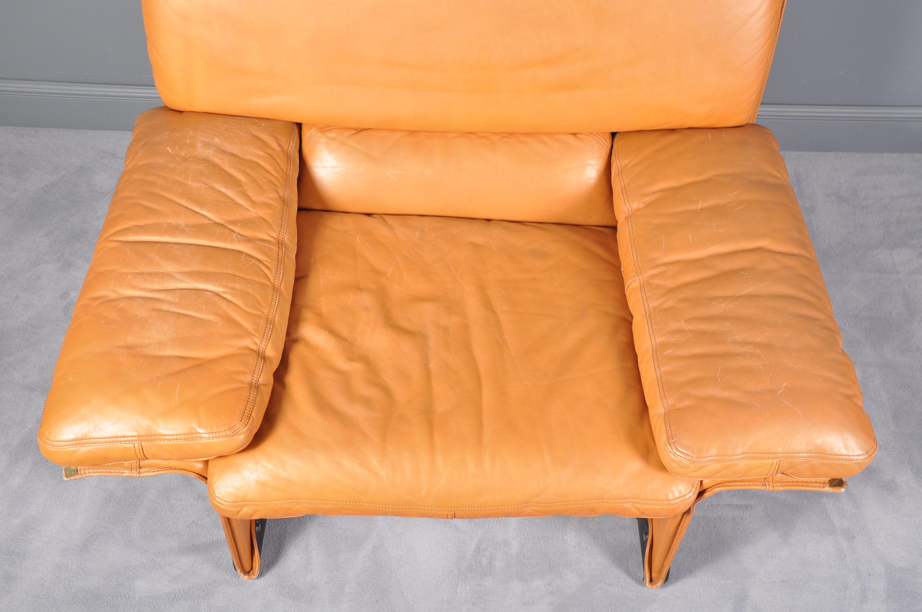 Albatros Leather Armchair & Ottoman by Ammannati & Vitelli for Brunati, 1970s 4