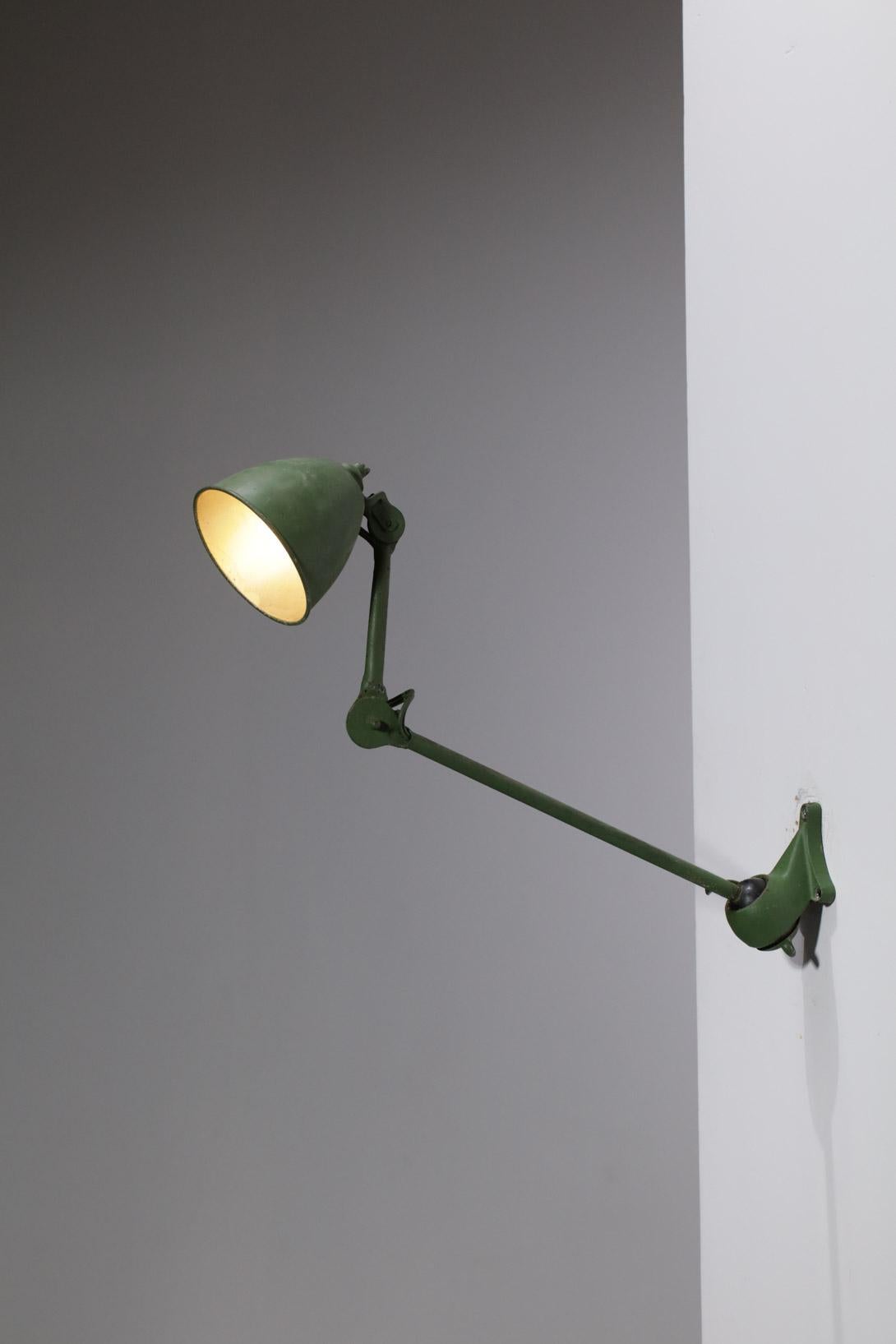 Lampe d'atelier Albert Albin Gras laquée métallique Le Corbusier Ravel Sconce, G345 en vente 8