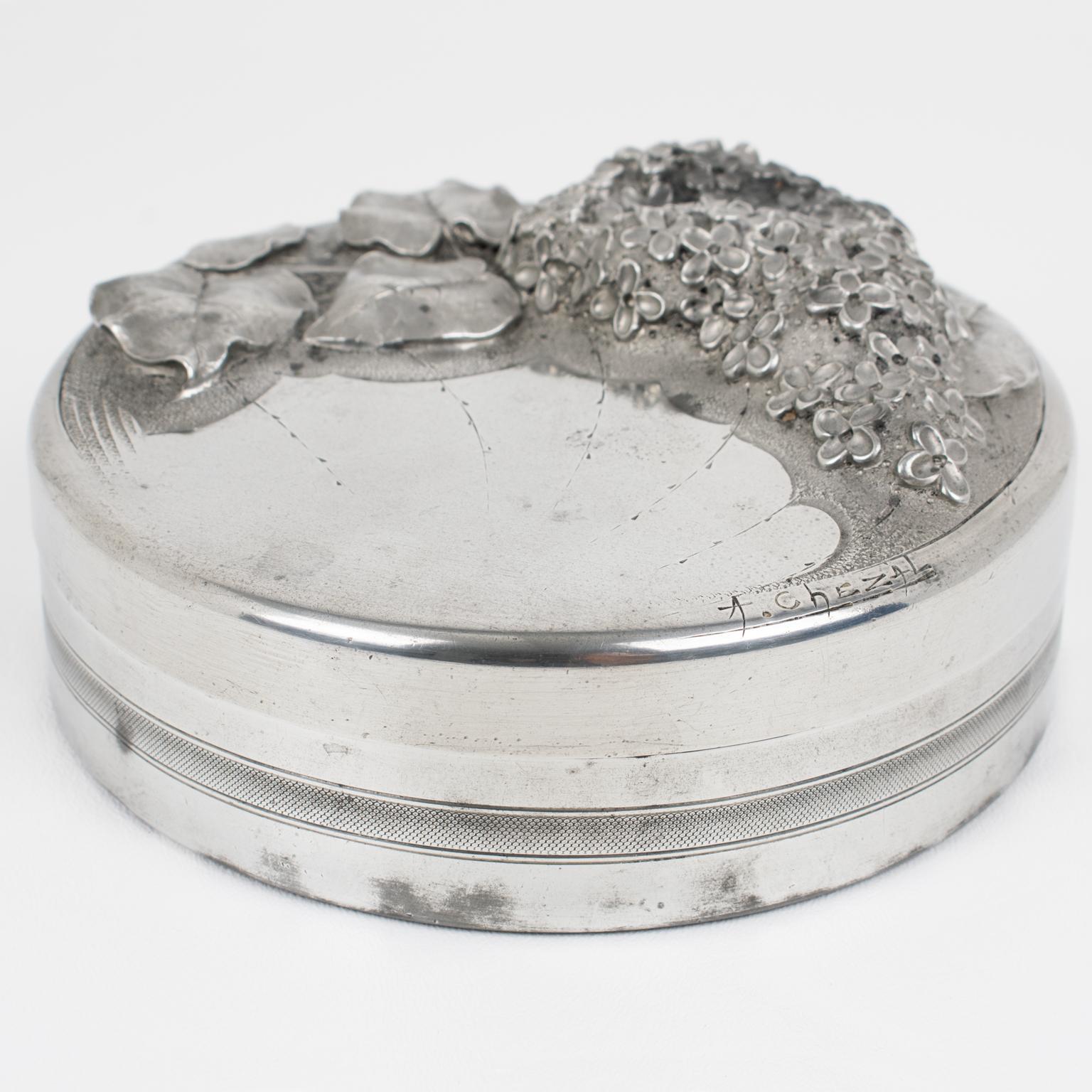 Albert Chezal French Art Nouveau Pewter Box with Lilac Decor For Sale 9