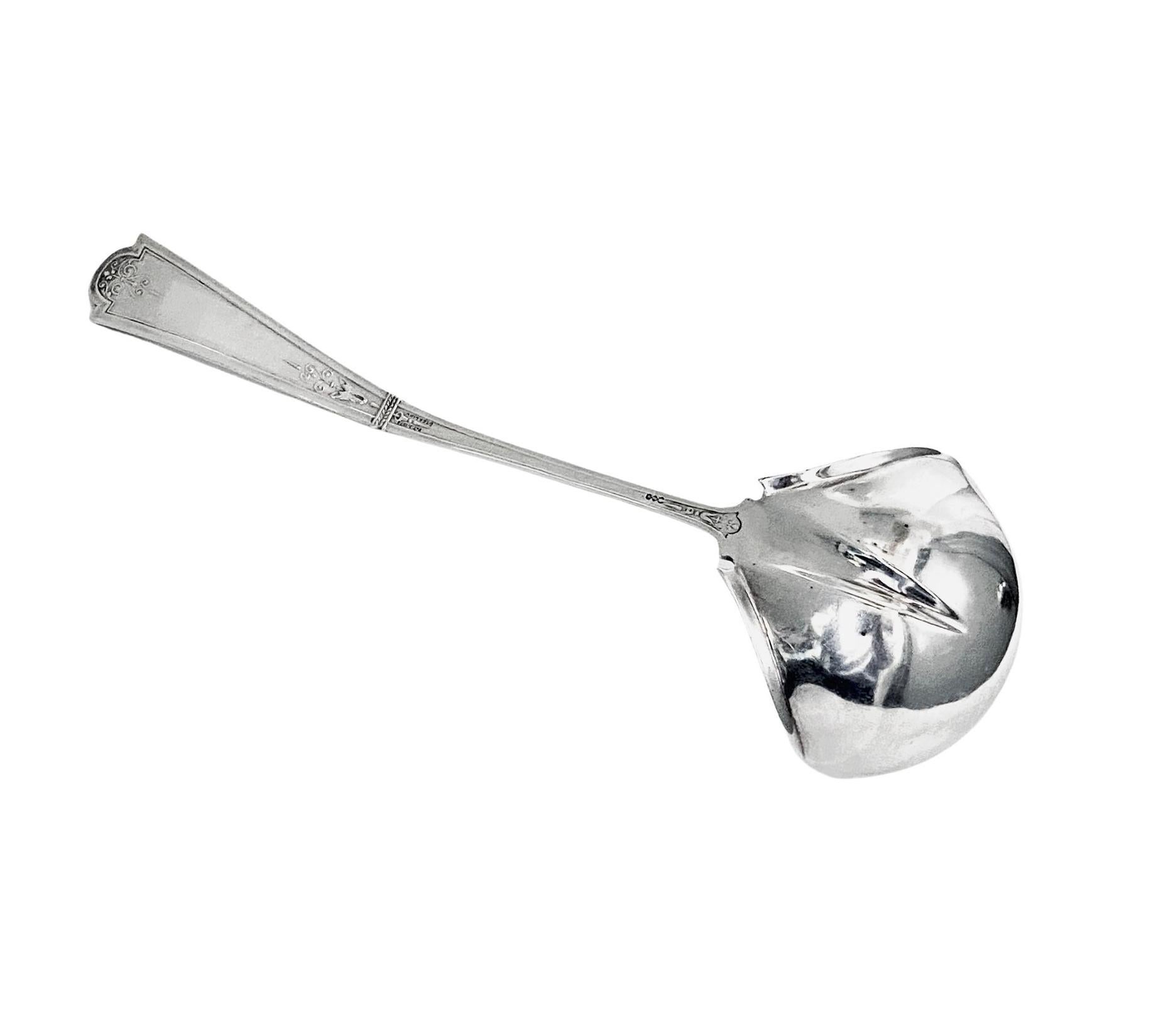 Albert Coles Sterling Cupid Pattern Large Ladle C. 1878 In Good Condition In Toronto, Ontario