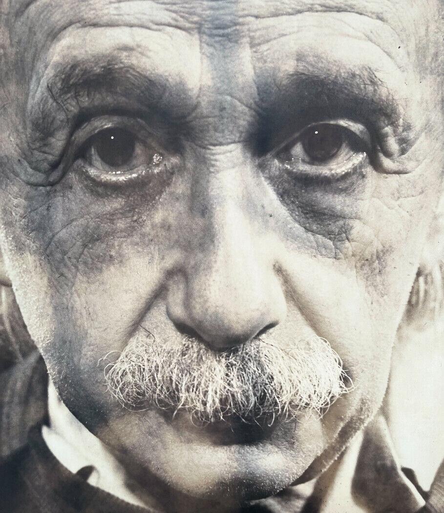 Albert Einstein, Kunstfotografie von Philippe Halsman, gestempelt  (Leinwand) im Angebot