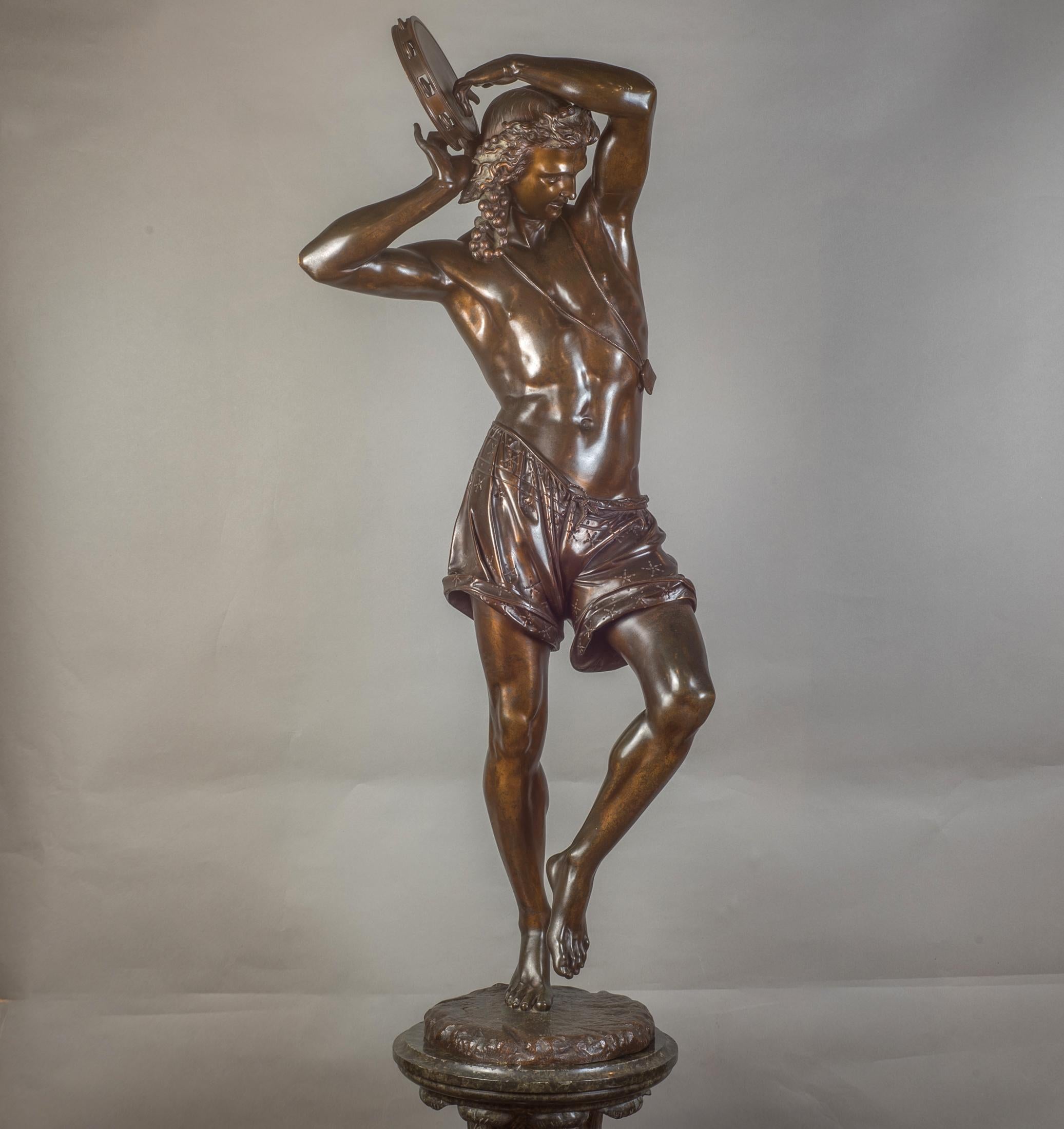 Paire de danseurs napolitaines en bronze sur piédestal en marbre - Sculpture de Albert Ernest Carrier Belleuse