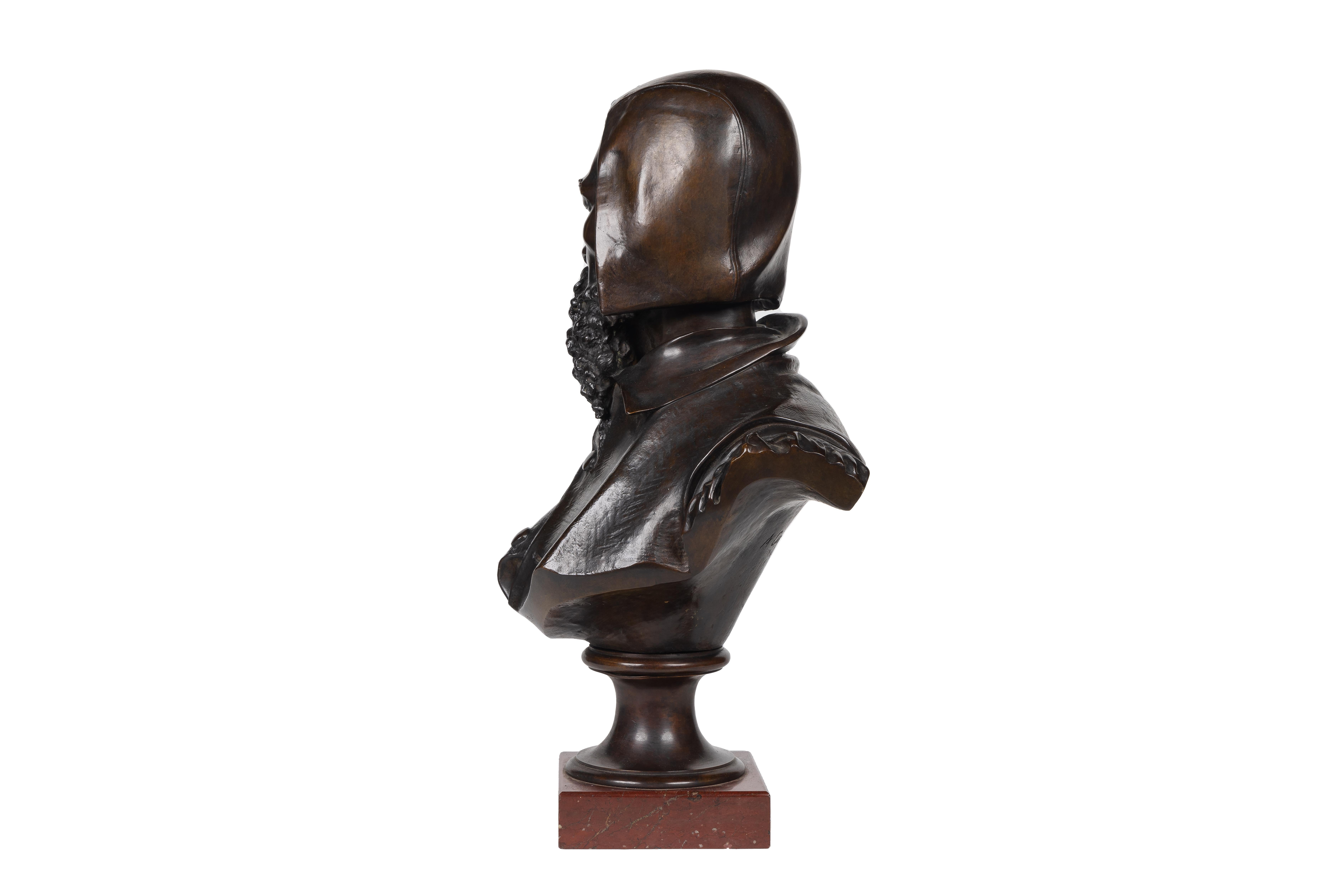 Albert-Ernest Carrier-Belleuse, (1824 1887)

Rare et important buste de Michelangelo en bronze patiné sur une base en marbre rouge.

Présentant un chef-d'œuvre extraordinaire et hautement collectionnable, ce rare et important buste en bronze patiné