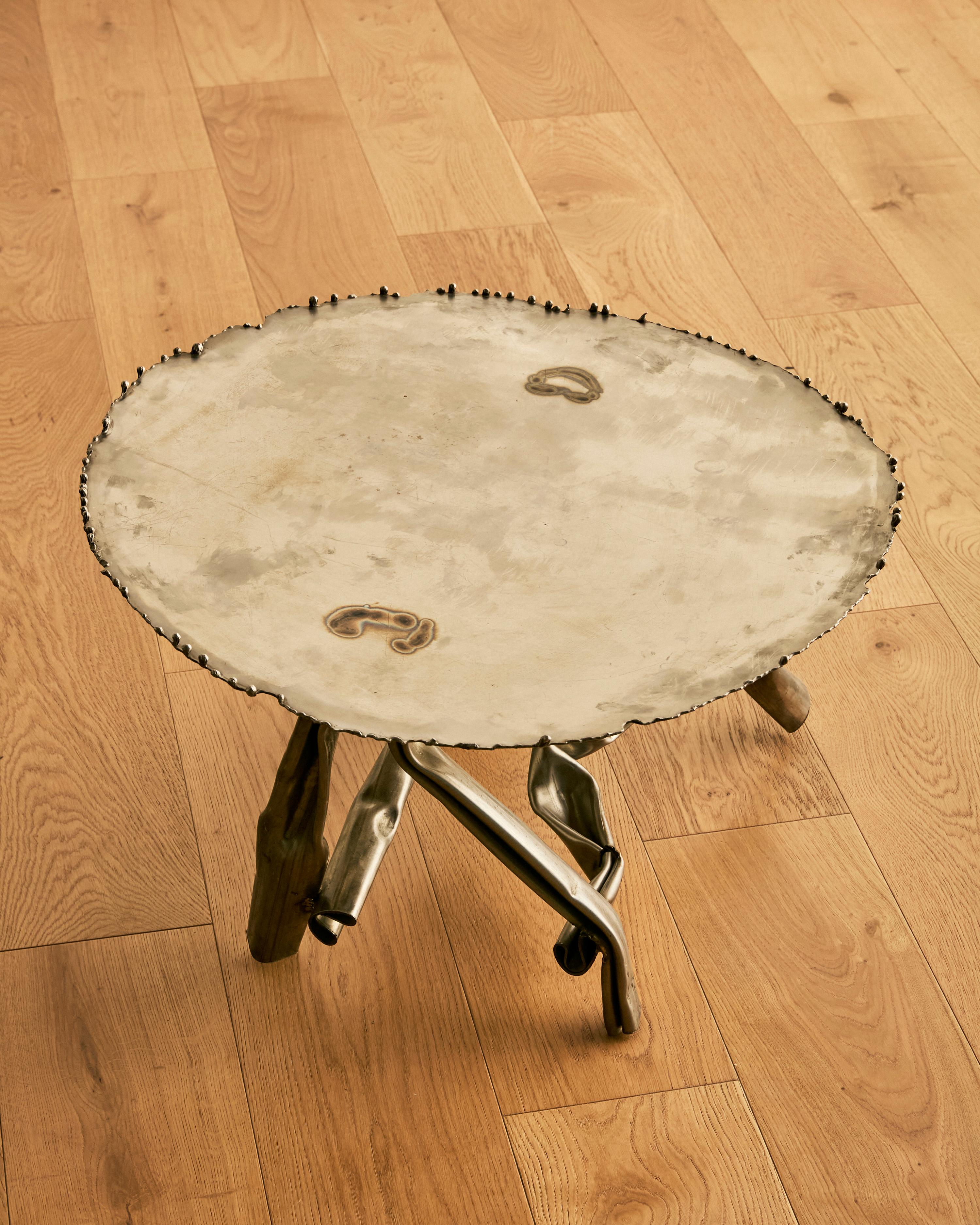 Mesa baja escultórica de acero Albert Feraud en Bueno estado para la venta en Long Island City, NY