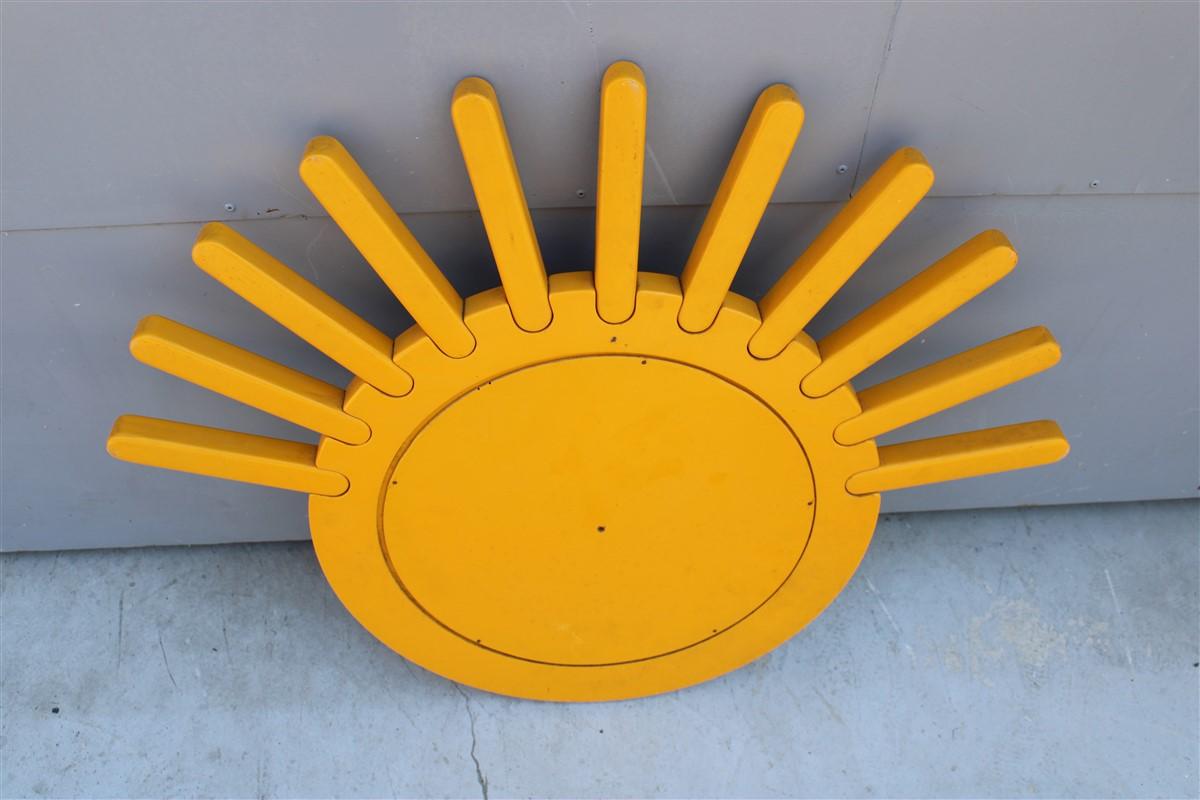 Albert Lecrerc  Poltronova 1965 Wall Mirror Sun Yellow Italian Design Sottsass In Good Condition In Palermo, Sicily