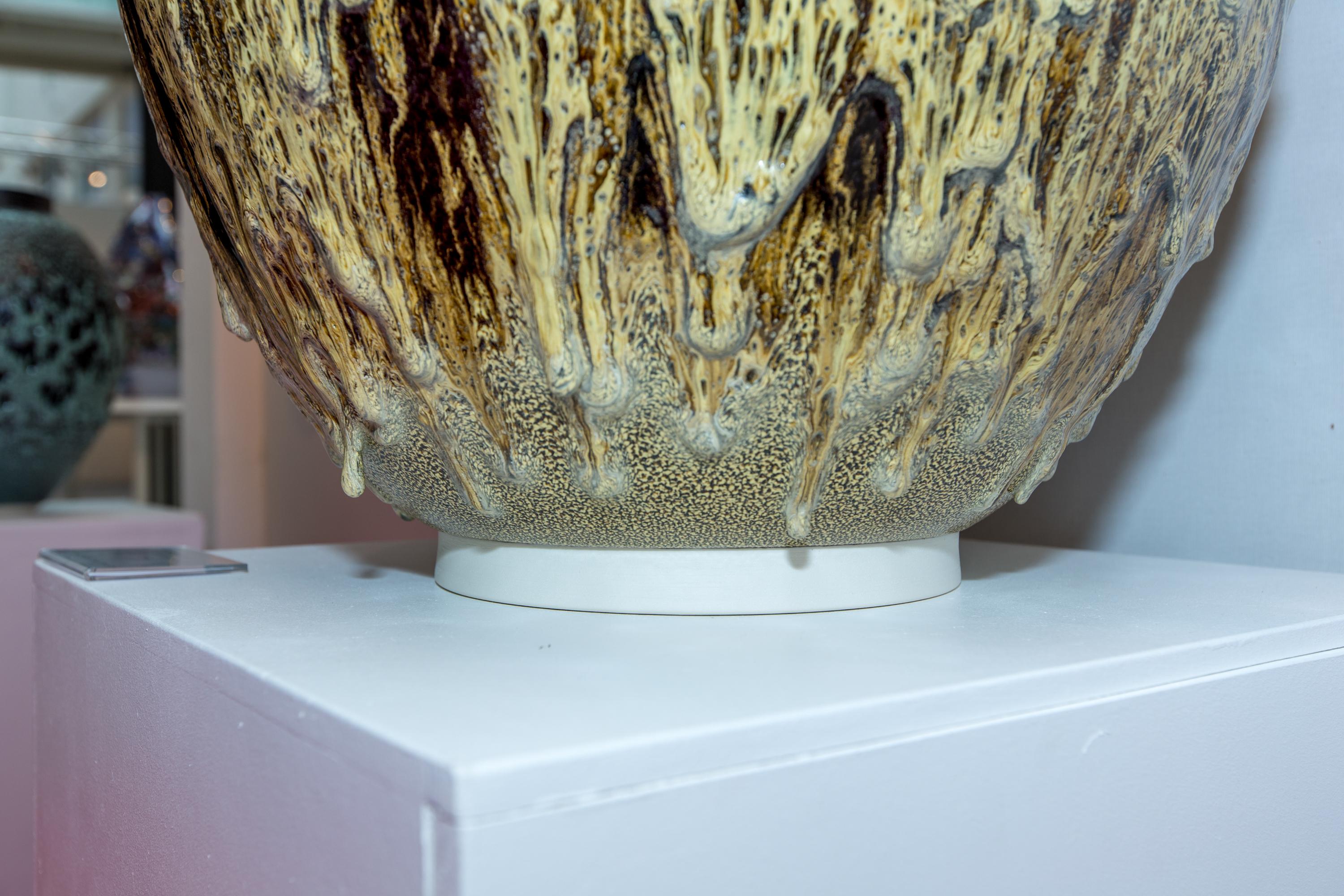 Albert Montserrat, Golden Jar, 2020, Oil Spot, Glazed Thrown Porcelain 1