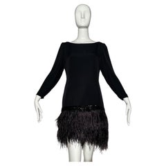 Vestido de plumas de avestruz Albert Nipon