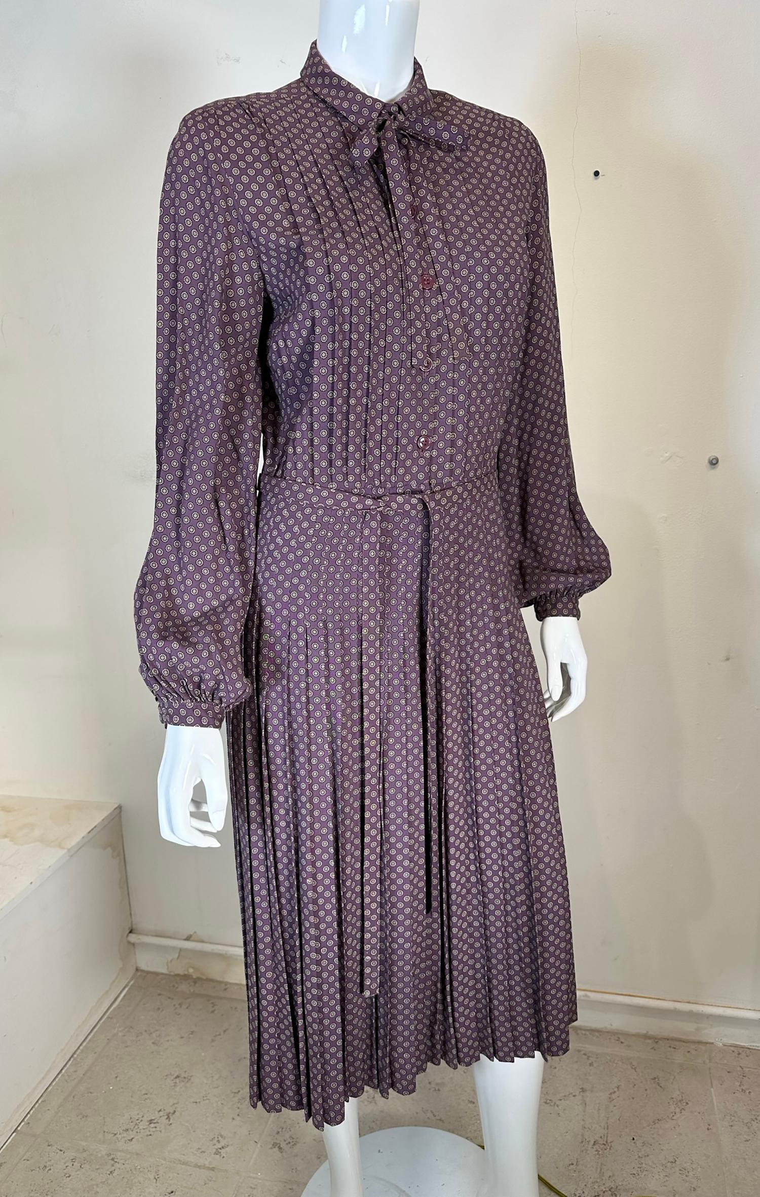 Women's Albert Nipon Plum with Grey Mini Circles Pleated Skirt Shirtwaist Dress 1970s For Sale
