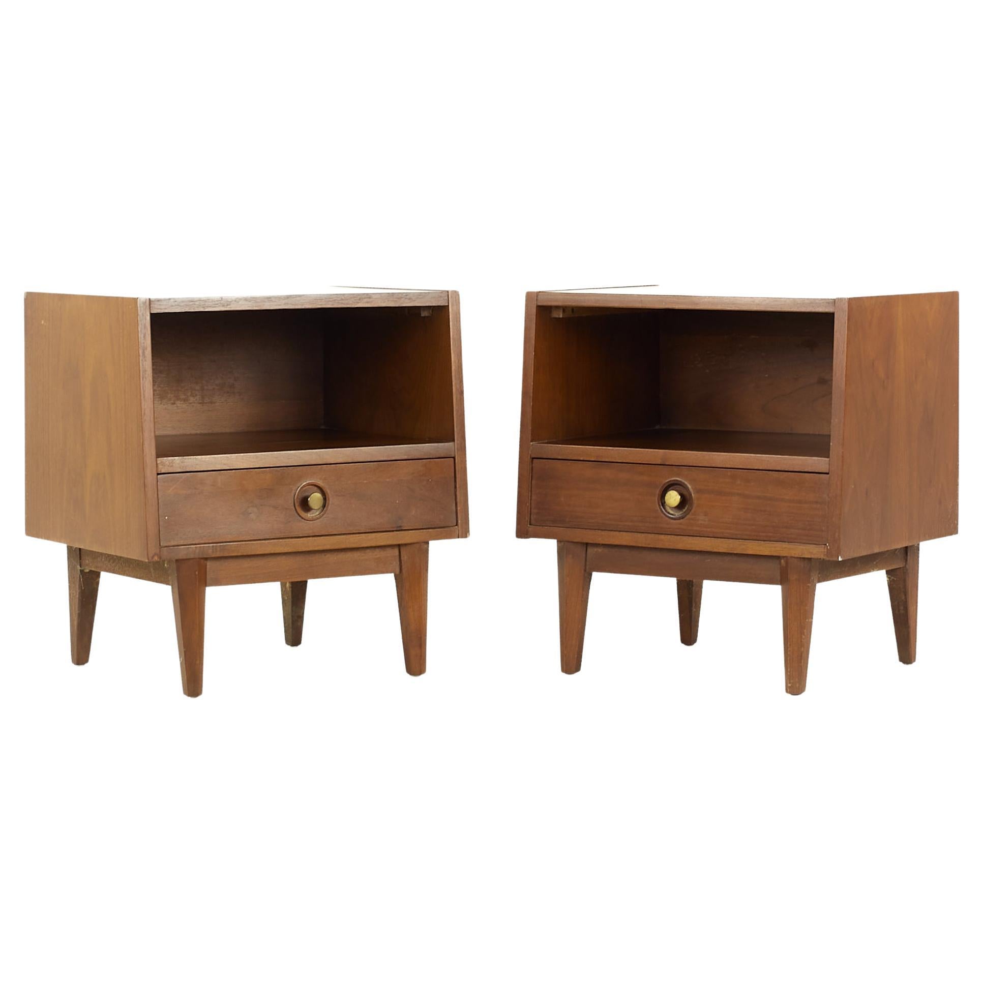 Albert Parvin American of Martinsville MCM Walnut and Brass Nightstands, Pair For Sale