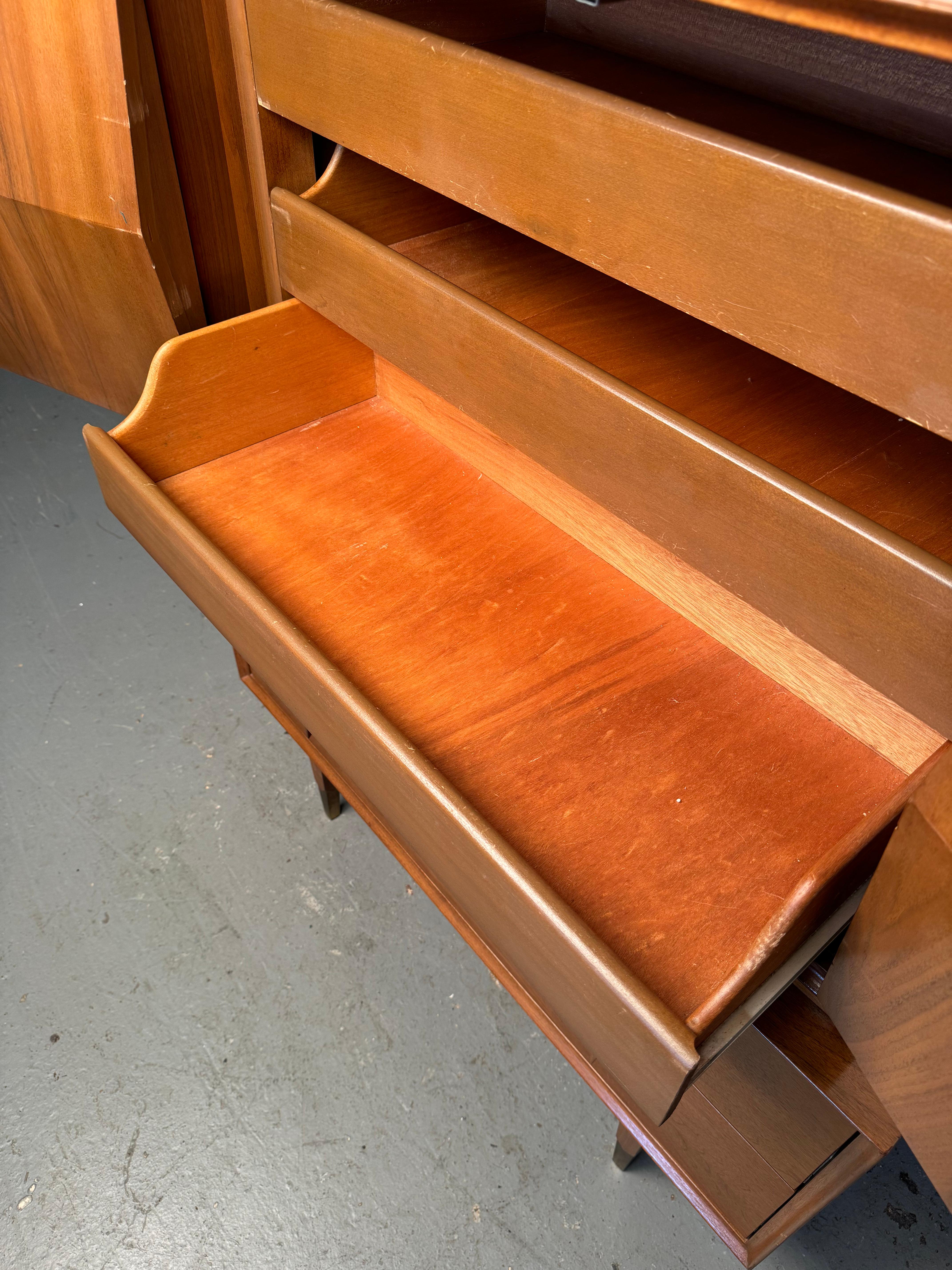 Albert Parvin for American of Martinsville Mid-Century Walnut Highboy Dresser For Sale 6