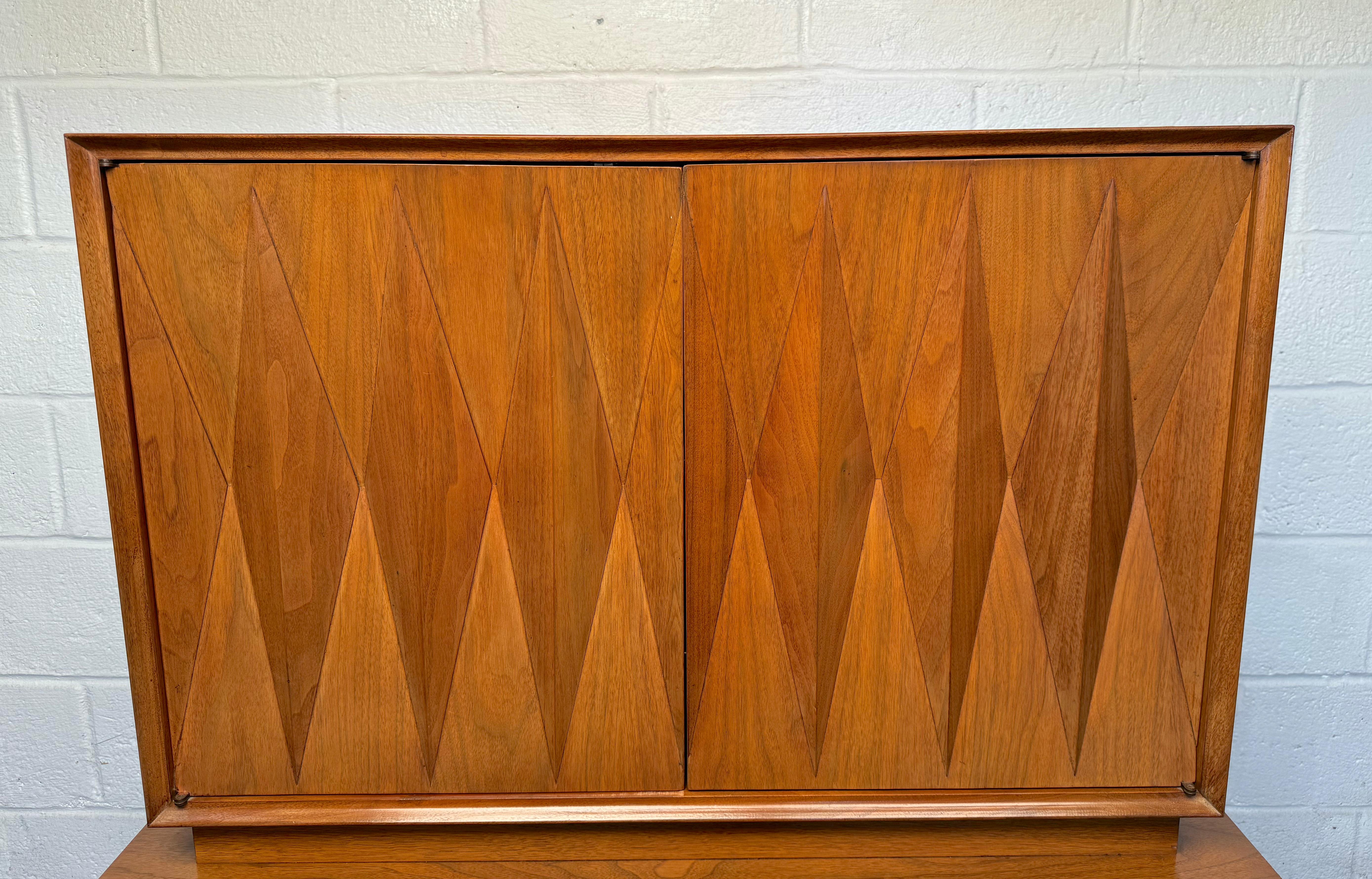 Albert Parvin for American of Martinsville Mid-Century Walnut Highboy Dresser For Sale 8