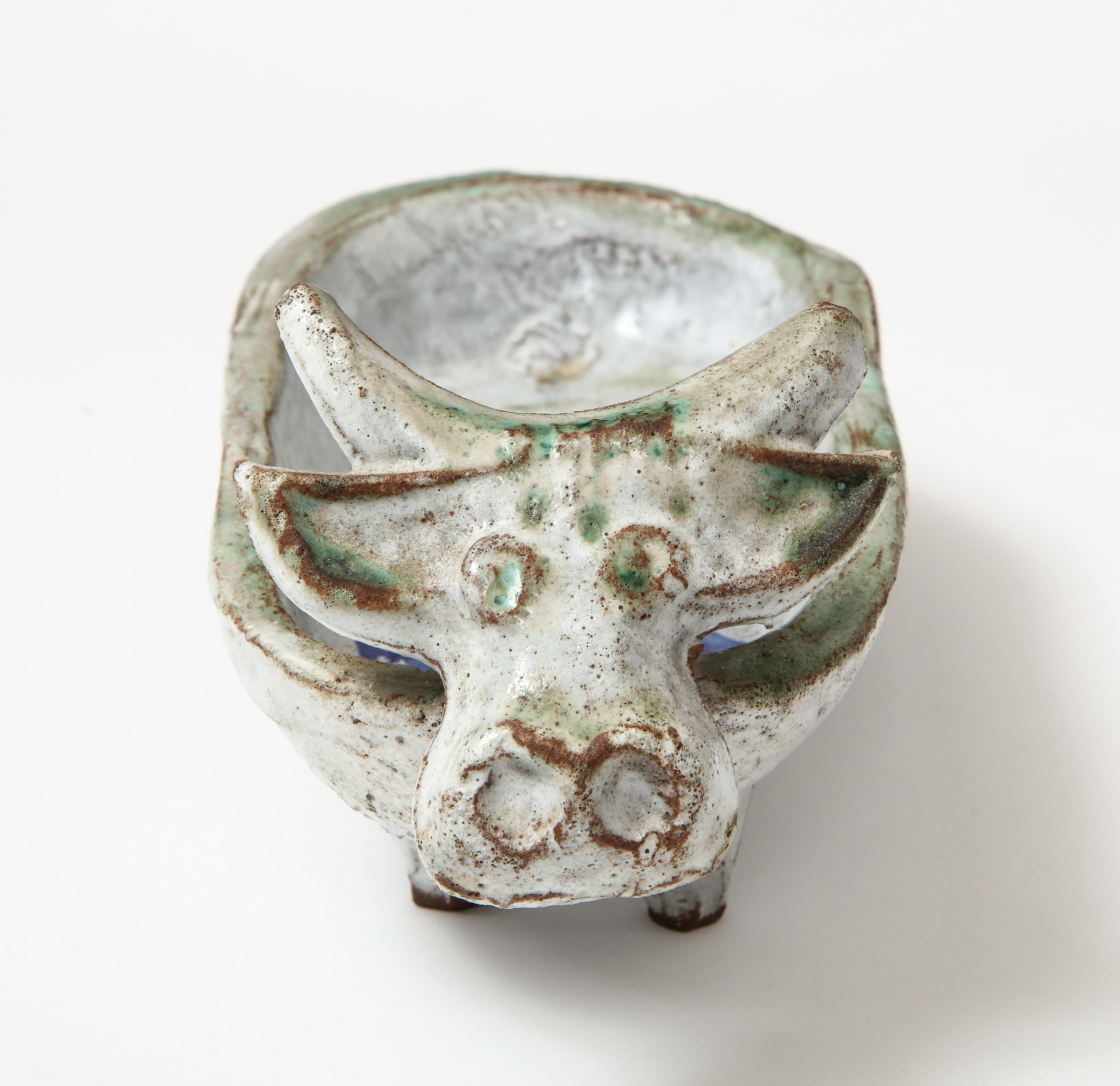 Albert Thiry glazed ceramic pintray depicting a cow, France, circa 1960s.
