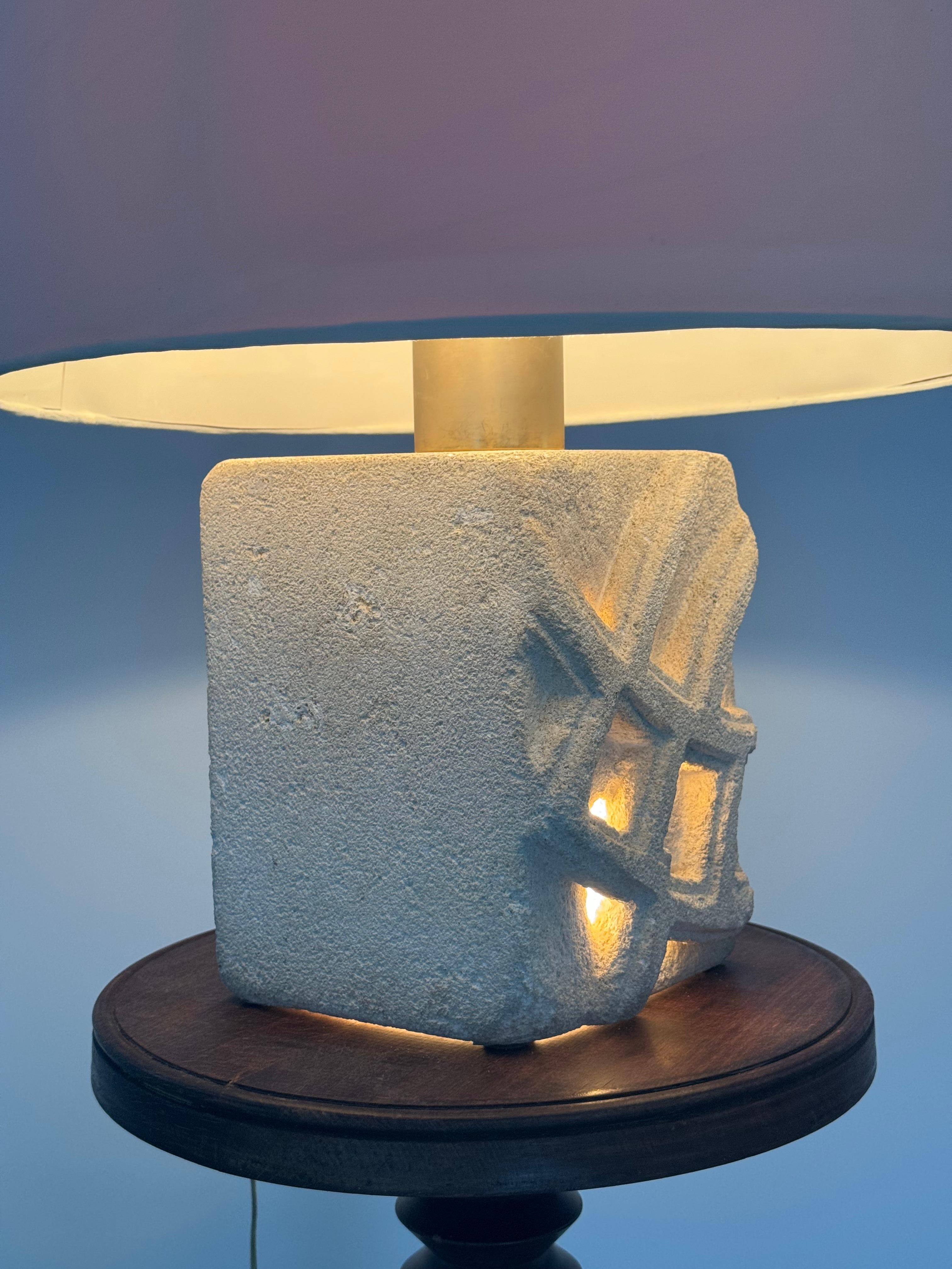 Stone Albert Tormos, French massive stone sculpture lamp with abstract design, 1970s For Sale