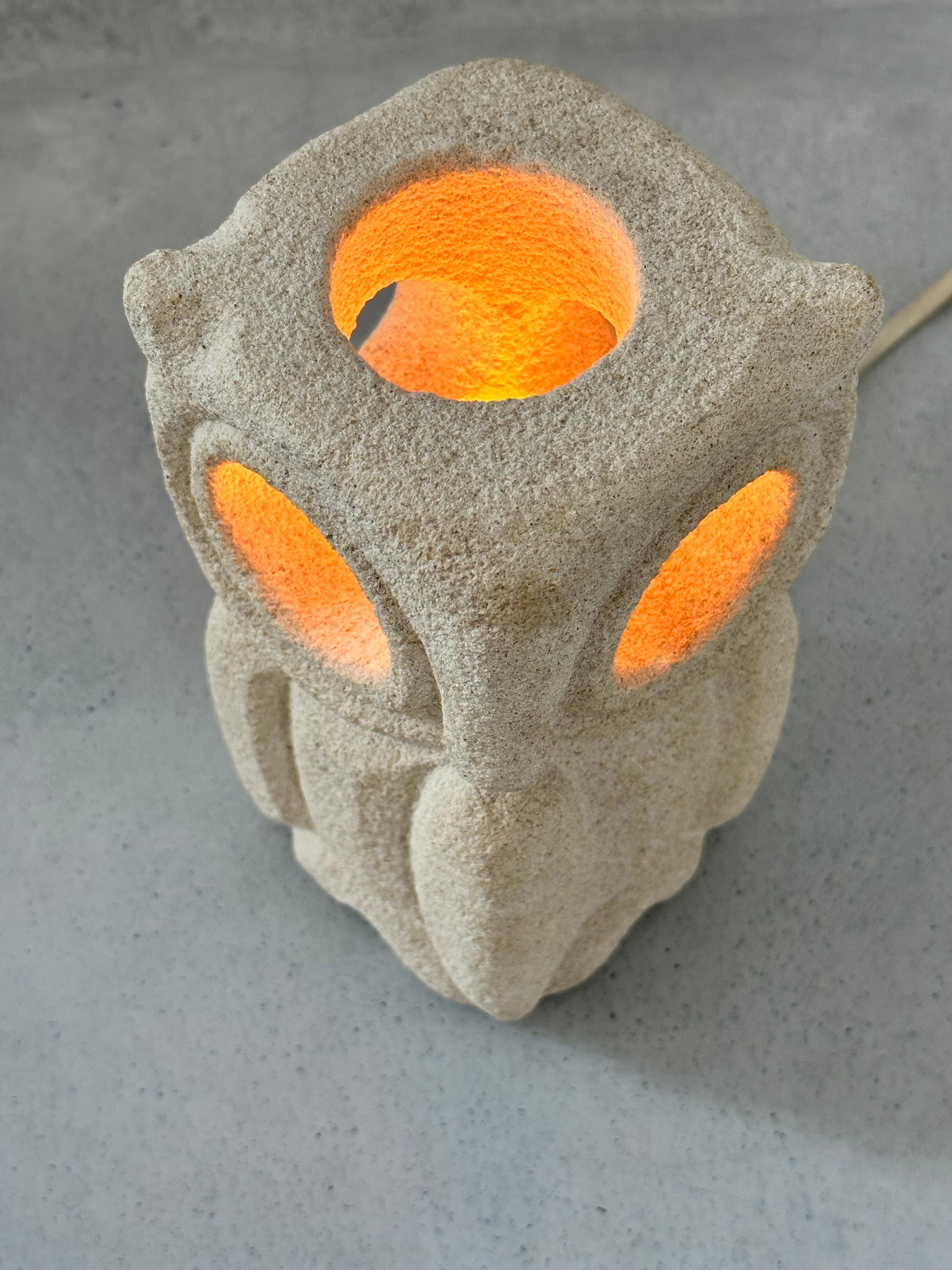 Albert TORMOS solid carved limestone owl lamp, France 1970s For Sale 2