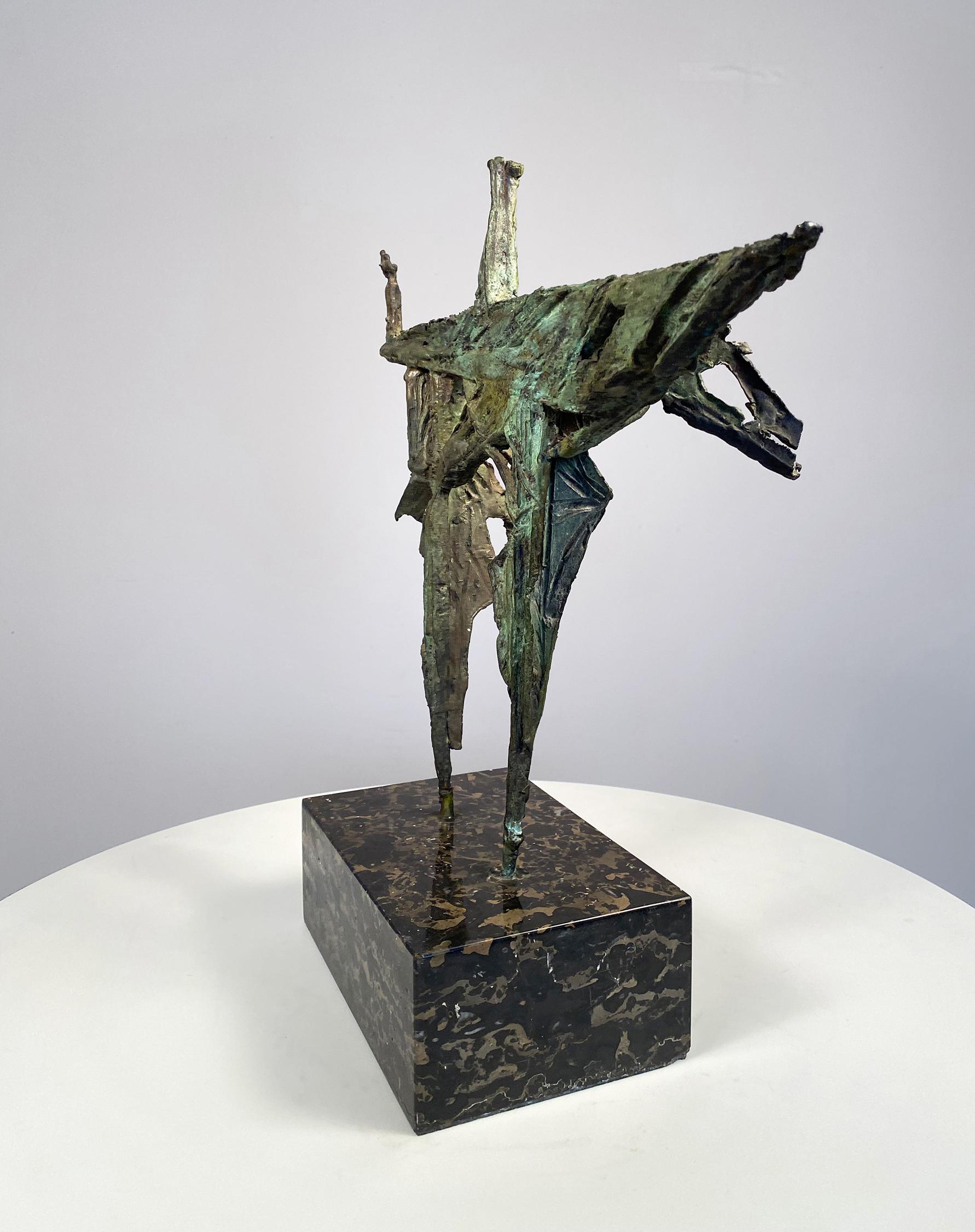 Seraph oder Engel Figuraler Skulpturpure (Abstrakt), Sculpture, von Albert W. Wein