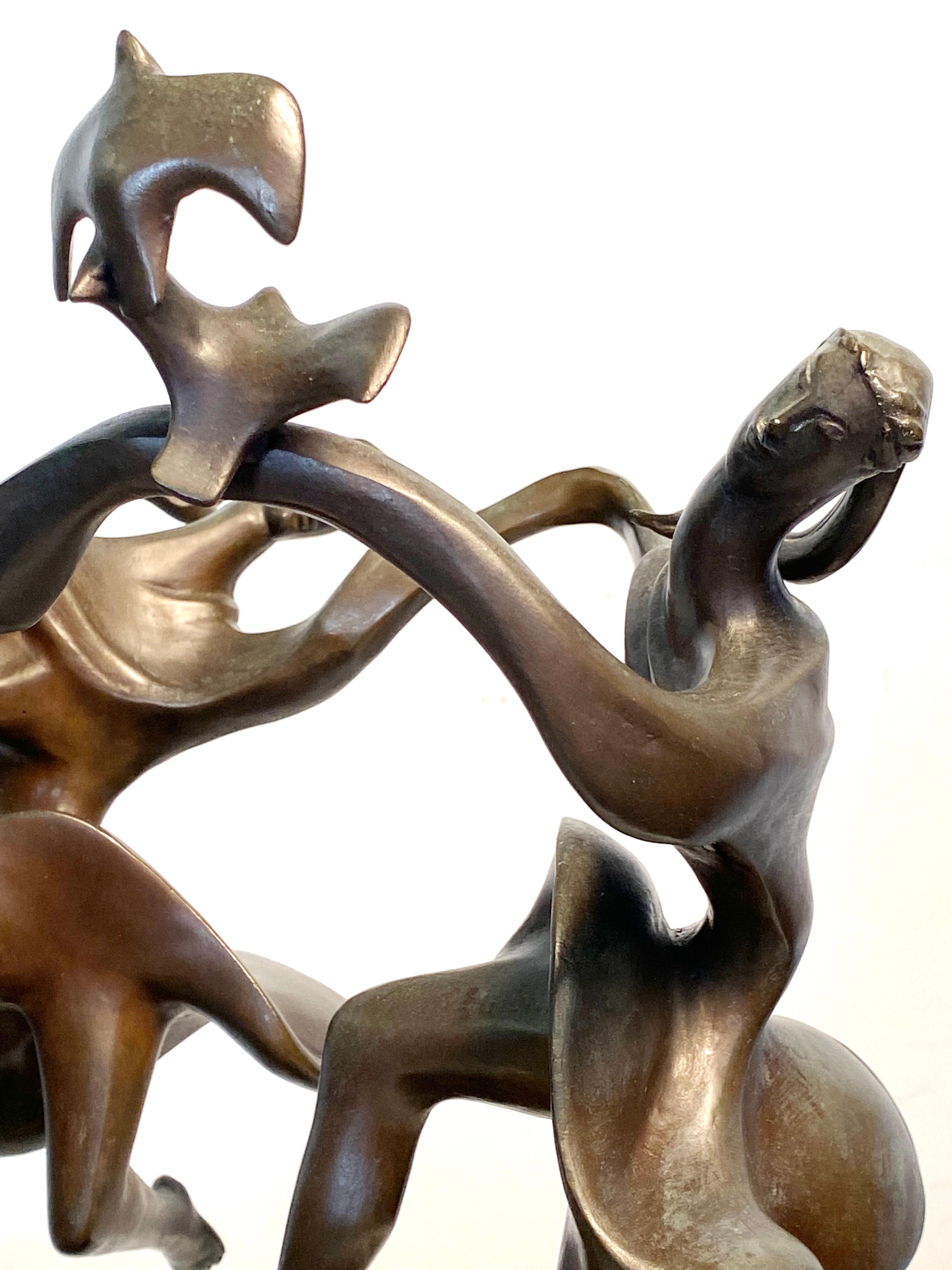 Joie De Vivre, sculpture figurative de danse figurative en bronze - Modernisme américain Sculpture par Albert Wein