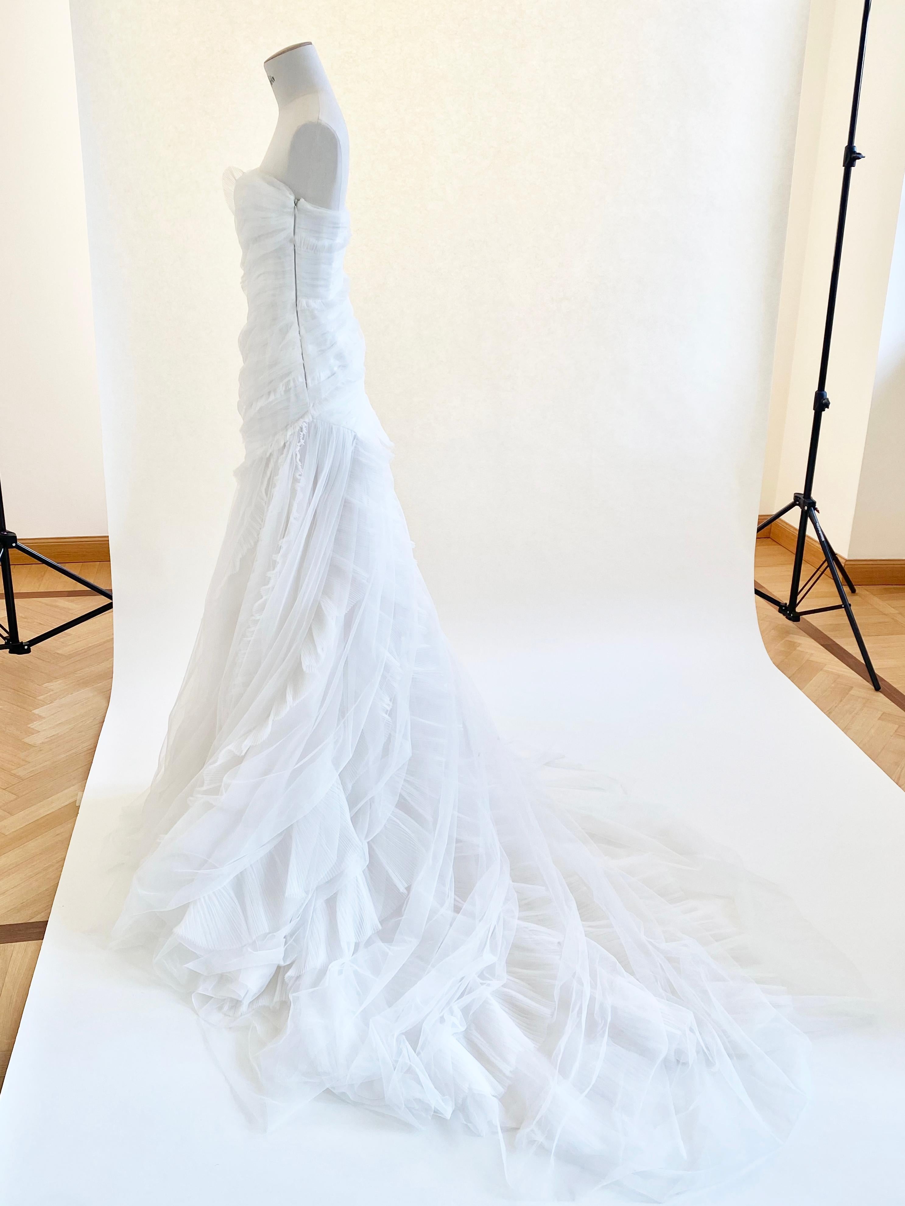 Alberta Ferretti 2011 strapless ivory white ruffled tulle wedding gown dress XS 2