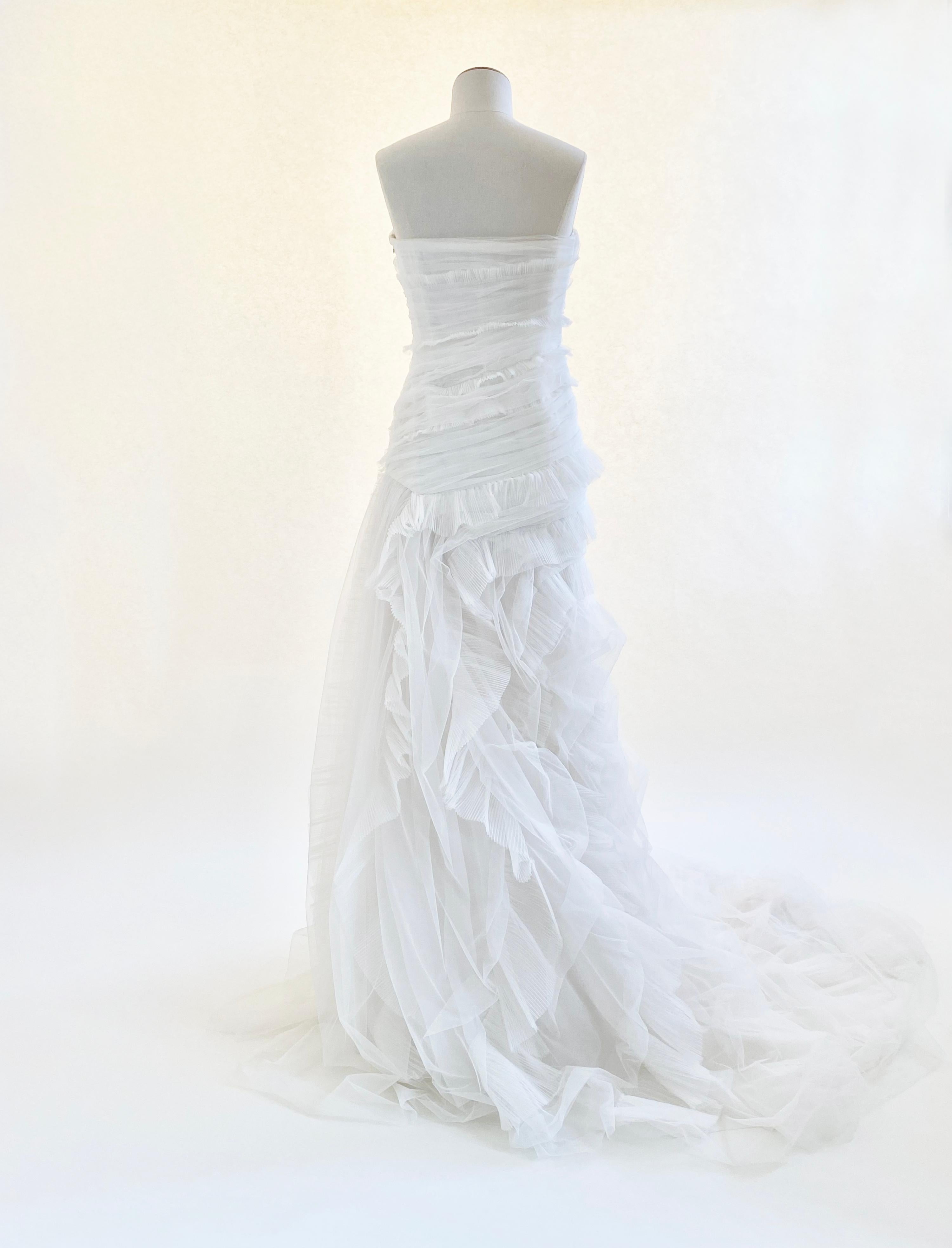 Alberta Ferretti 2011 strapless ivory white ruffled tulle wedding gown dress XS 4