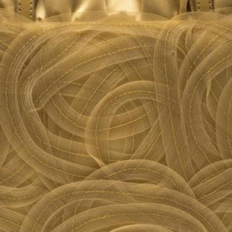 Fourre-tout en filet et satin beige d'Alberta Ferretti en vente 6