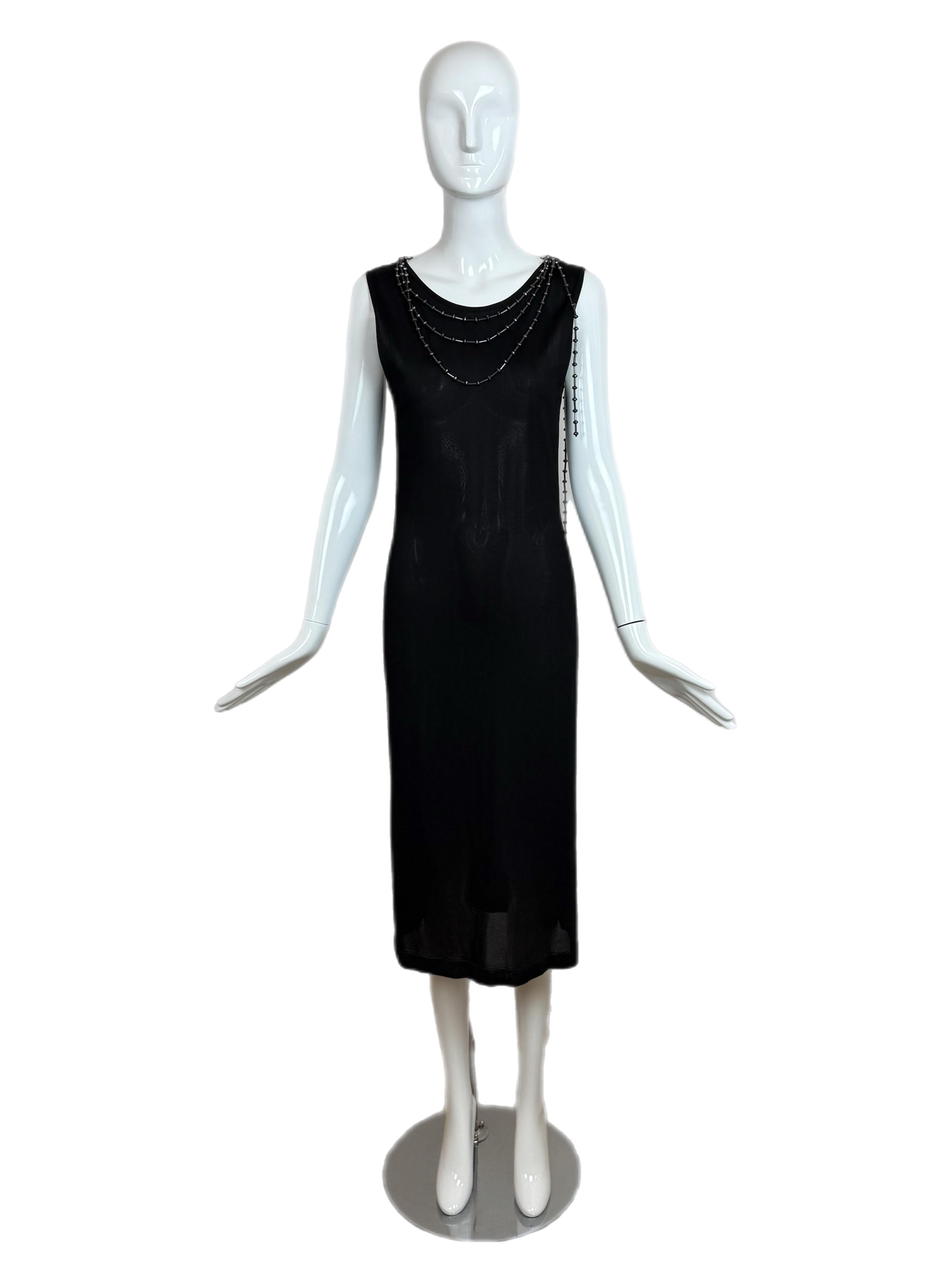 Alberta Ferretti
Jet black
Anthracite crystal beads draped throughout
Pullover
IT40
Pristine
Measurements in inches laying flat: length 45, pit to pit 16 to 17, smallest of waist 13 to 14.5

Final Sale