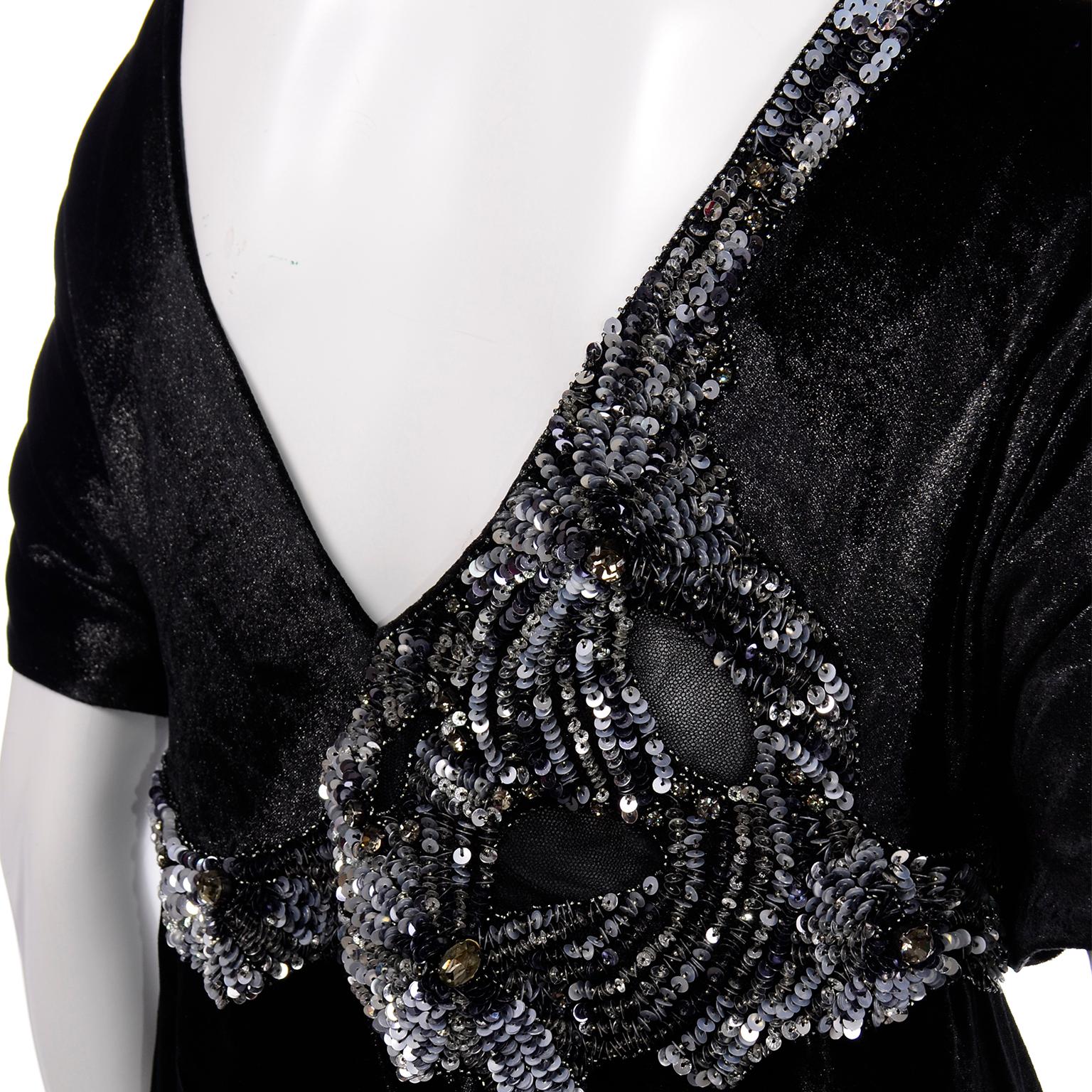 Alberta Ferretti Schwarzes Abendkleid aus Samt mit Pailletten und Perlen  im Angebot 2