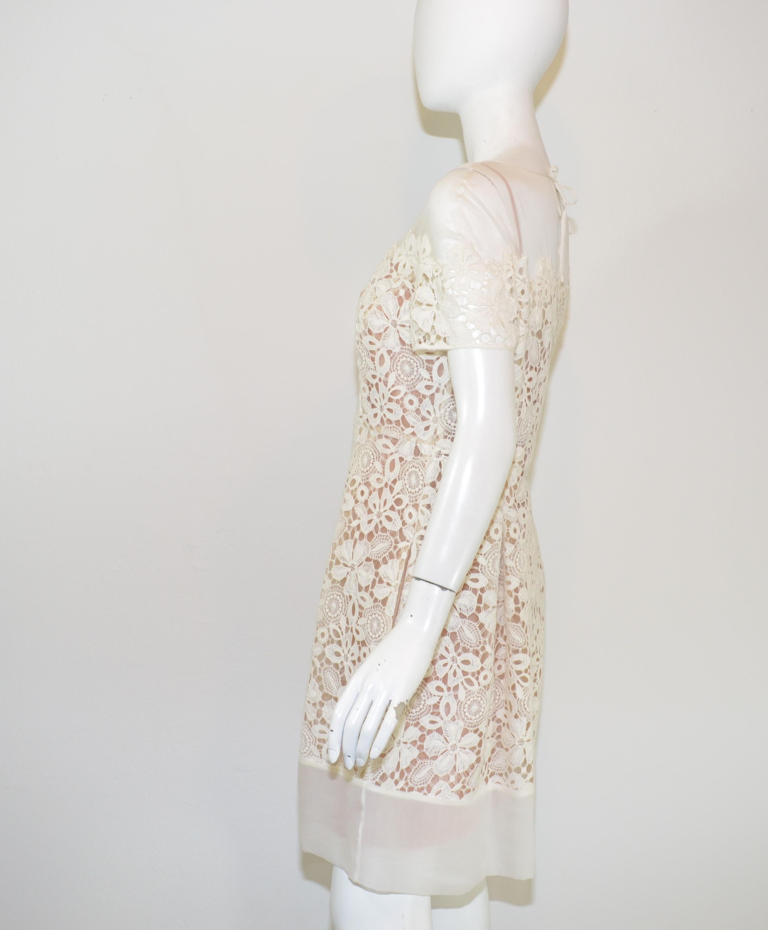 Alberta Ferretti Embroidered Organza A-Line Dress with Flower Motif In Excellent Condition In Carmel, CA