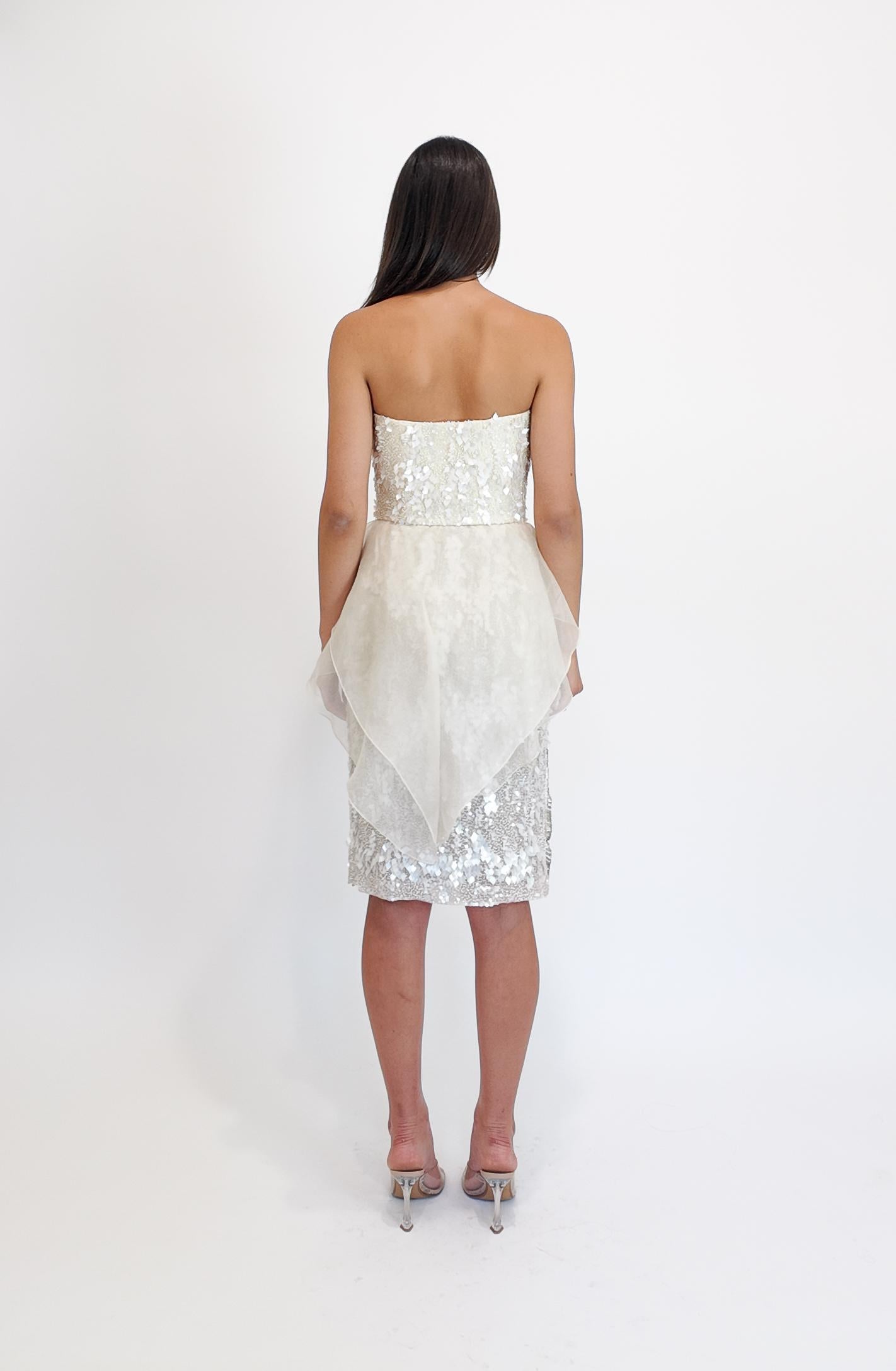 Alberta Ferretti S/S 2013 Vestido Peplum de Cóctel Blanco con Cuentas en venta 1