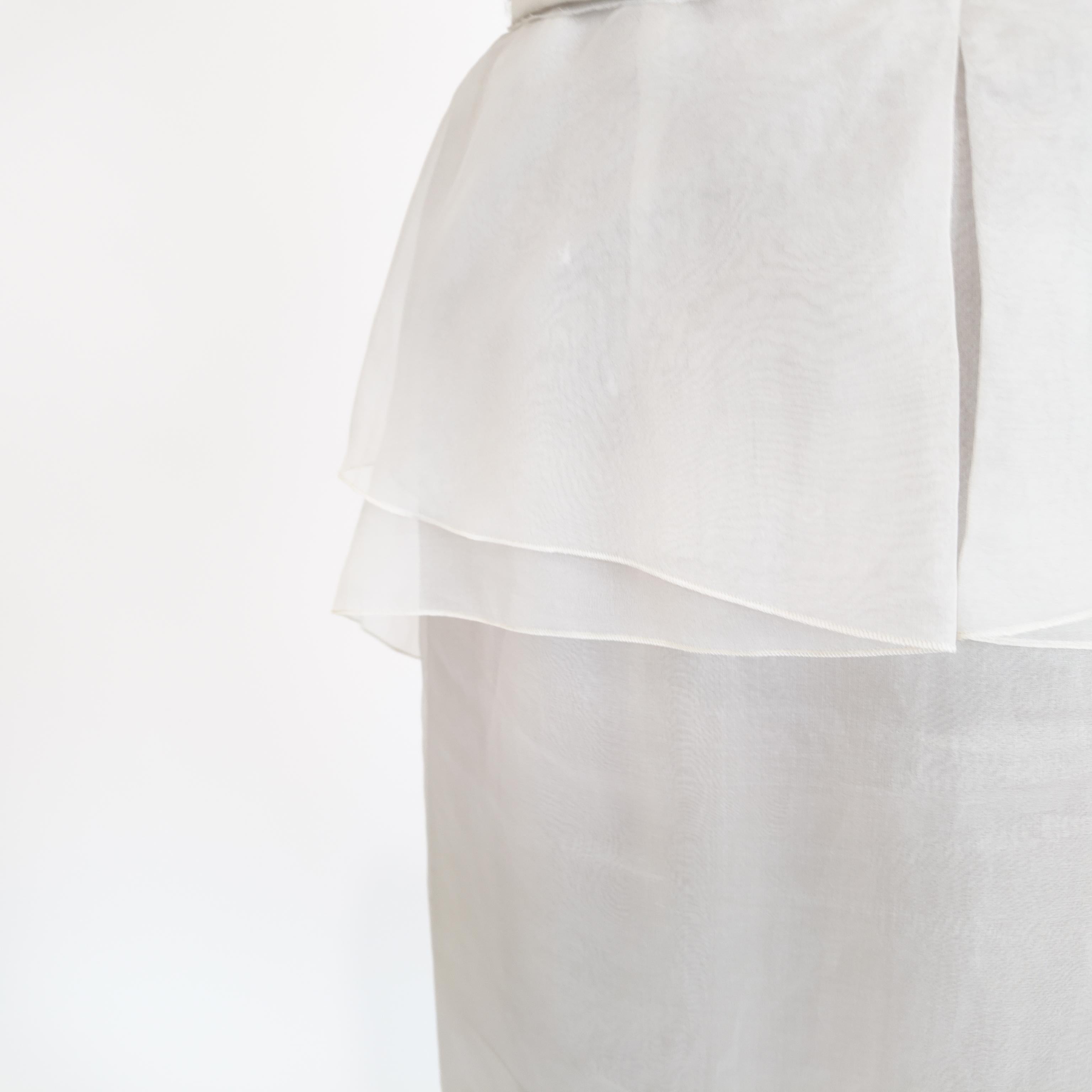 Alberta Ferretti S/S 2013 Weißes Cocktail-Schößchenkleid aus Seide im Angebot 2