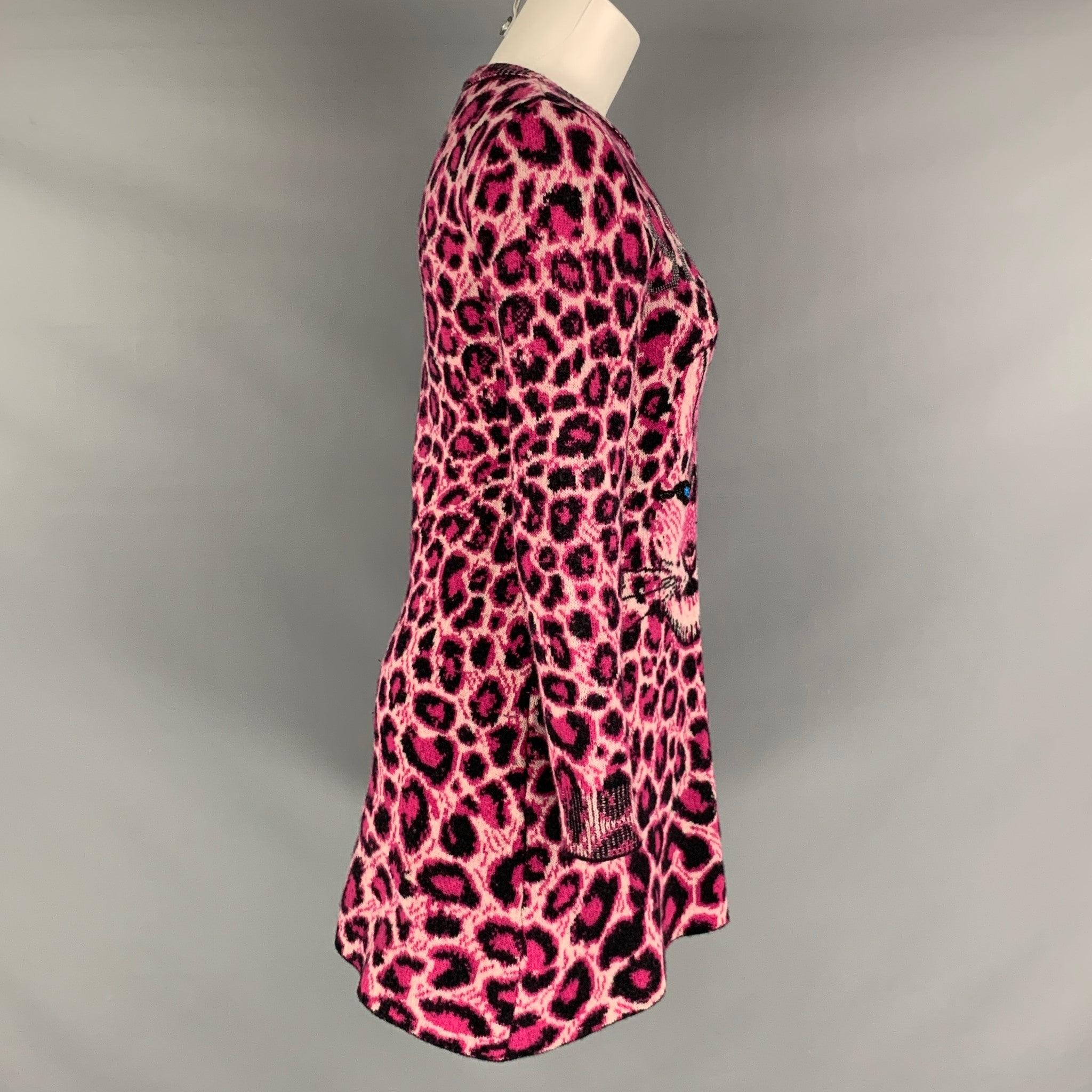 ALBERTA FERRETTI long sleeve dress comes in a black and pink virgin wool knit material featuring an animal print, and embroidery eyes. Made in Italy.Very Good Pre-Owned Condition. Minor signs of wear. AS IS. 

Marked:  36 

Measurements: 
