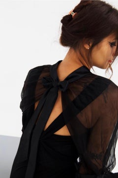 Alberta Ferretti Vintage-Cover mit schwarzen Ärmeln