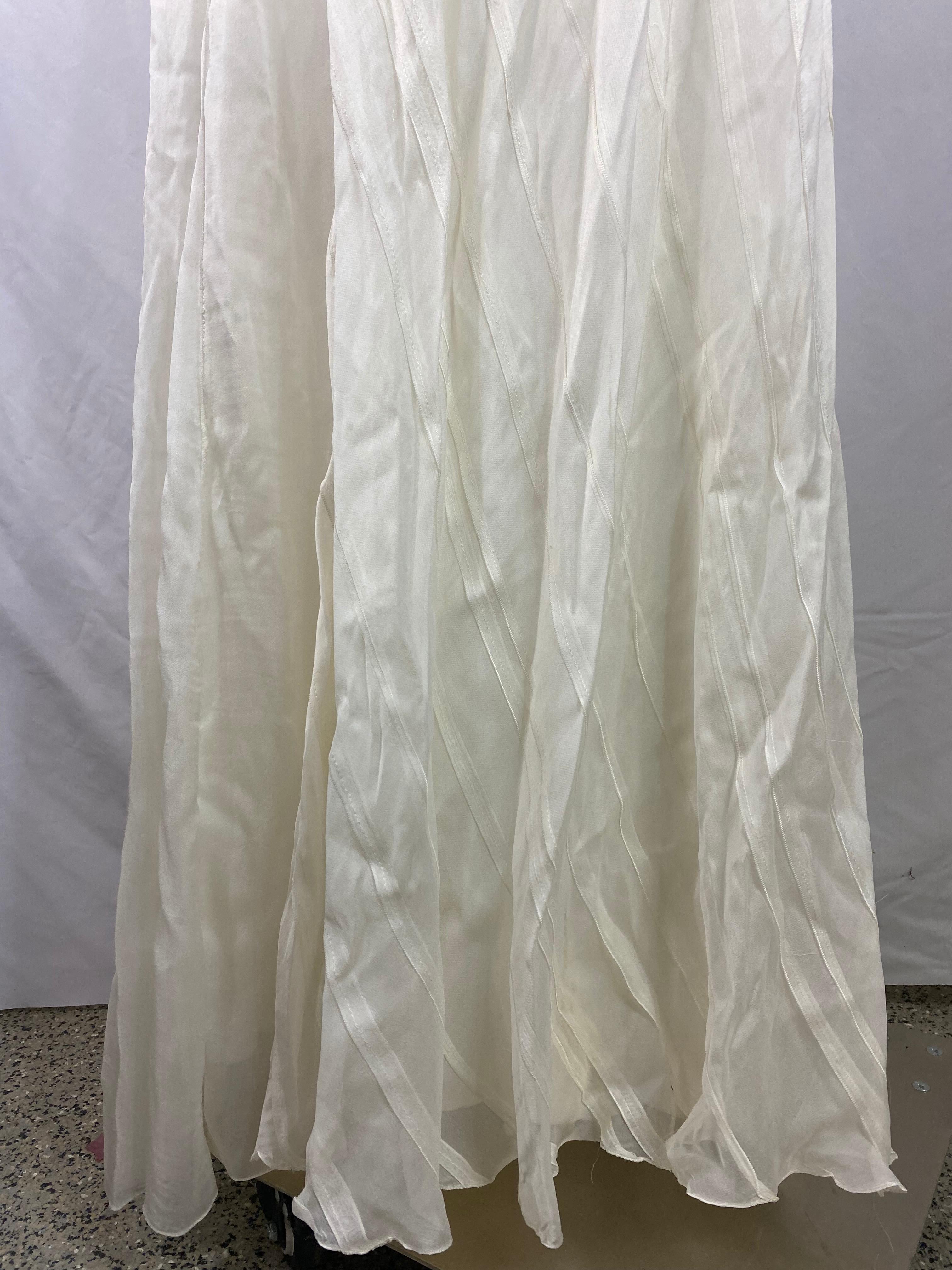 Alberta Ferretti White Sil Maxi Dress, Size US4 In Excellent Condition In Beverly Hills, CA