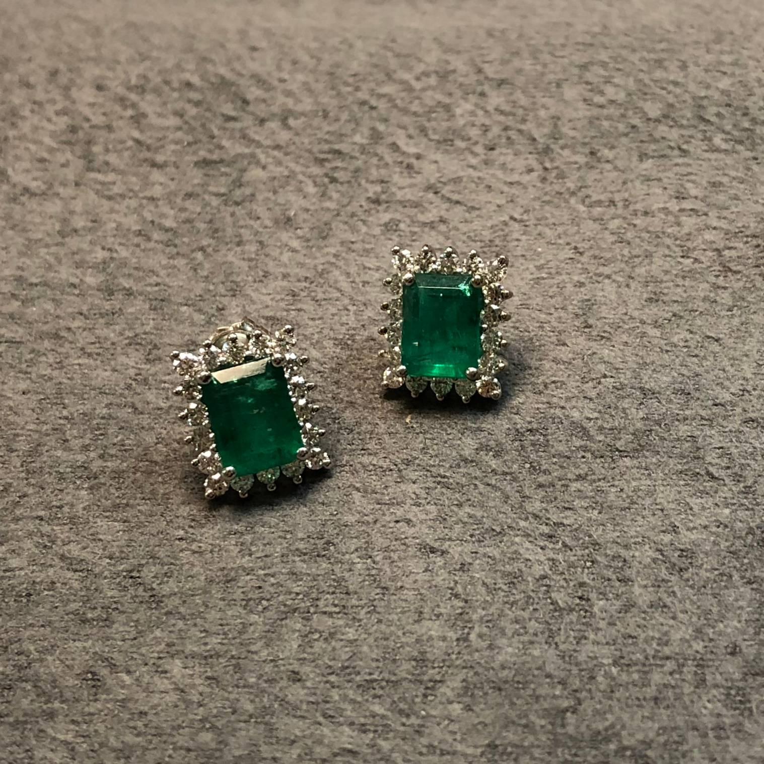 Alberto 3.33 Carat Emerald Cut Emerald and Diamond White Gold Stud Earring 5