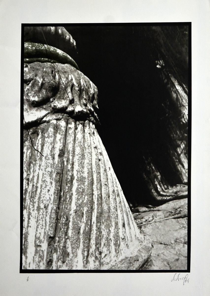Black and White Photograph di Alberto Arcos - Cubano firmato Artist Proof in edizione limitata, stampa d'arte originale a getto d'inchiostro 28x20 in