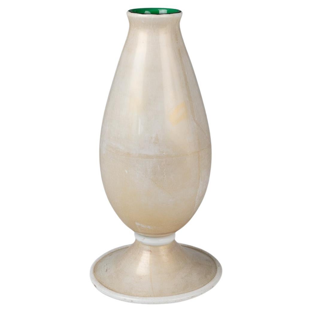 Alberto Barbini, vaso bianco con interno verde, 1940 per V.A.M.S.A. in vendita