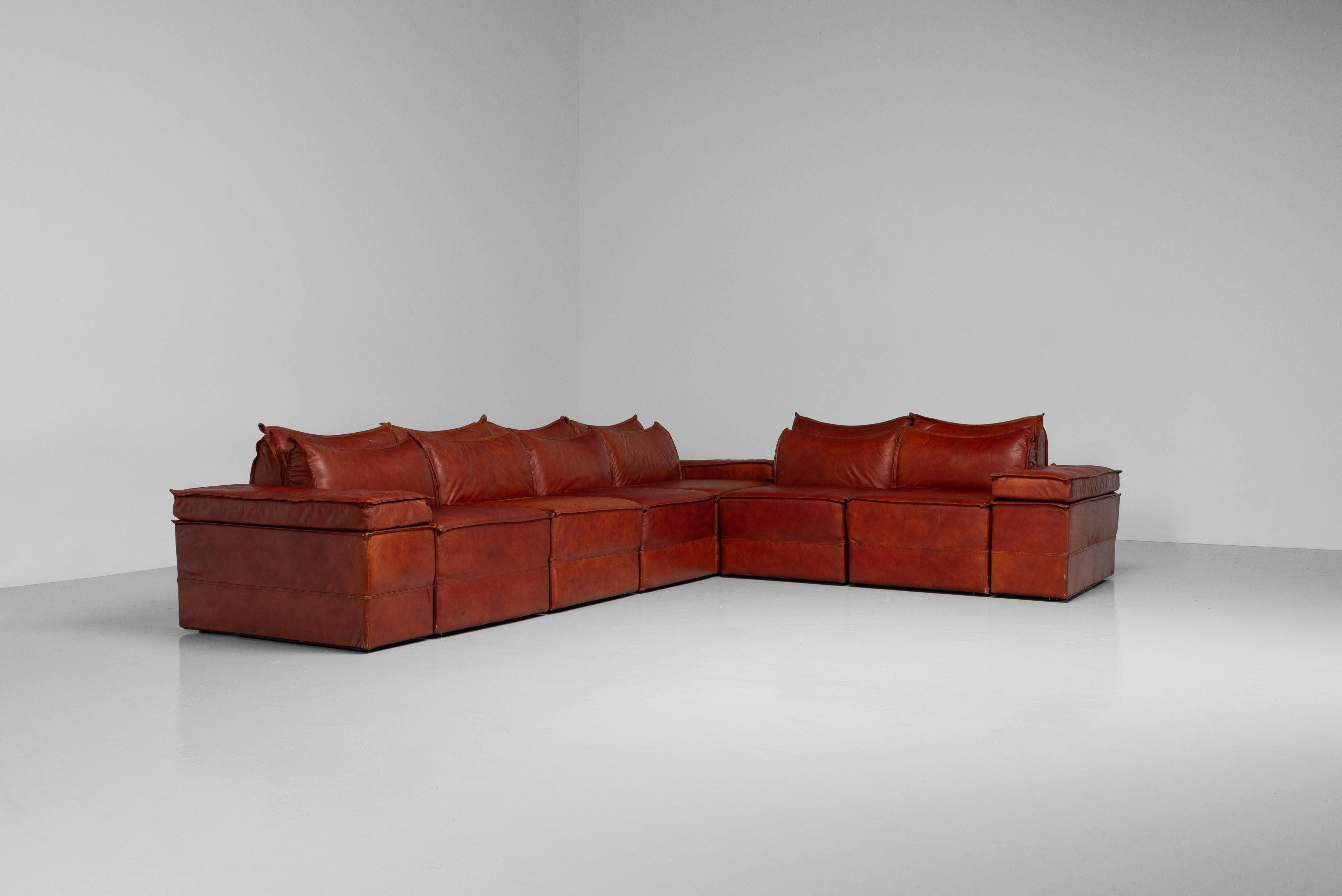Leather Alberto Colombi & Gian Paolo Guzzetti Bonzo sofa Italy 1975 For Sale