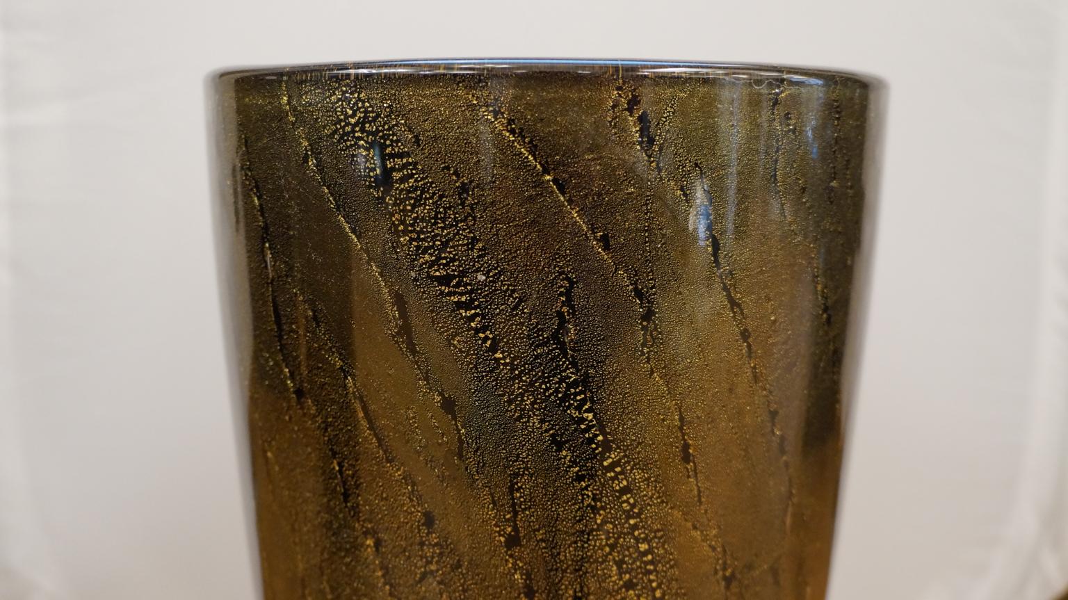 Alberto Donà Coppia di vasi in vetro di Murano firmati Art Deco Oro Nero, anni '90 in vendita 3