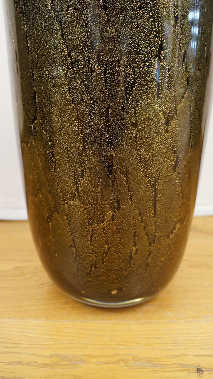 Alberto Donà Coppia di vasi in vetro di Murano firmati Art Deco Oro Nero, anni '90 in vendita 4