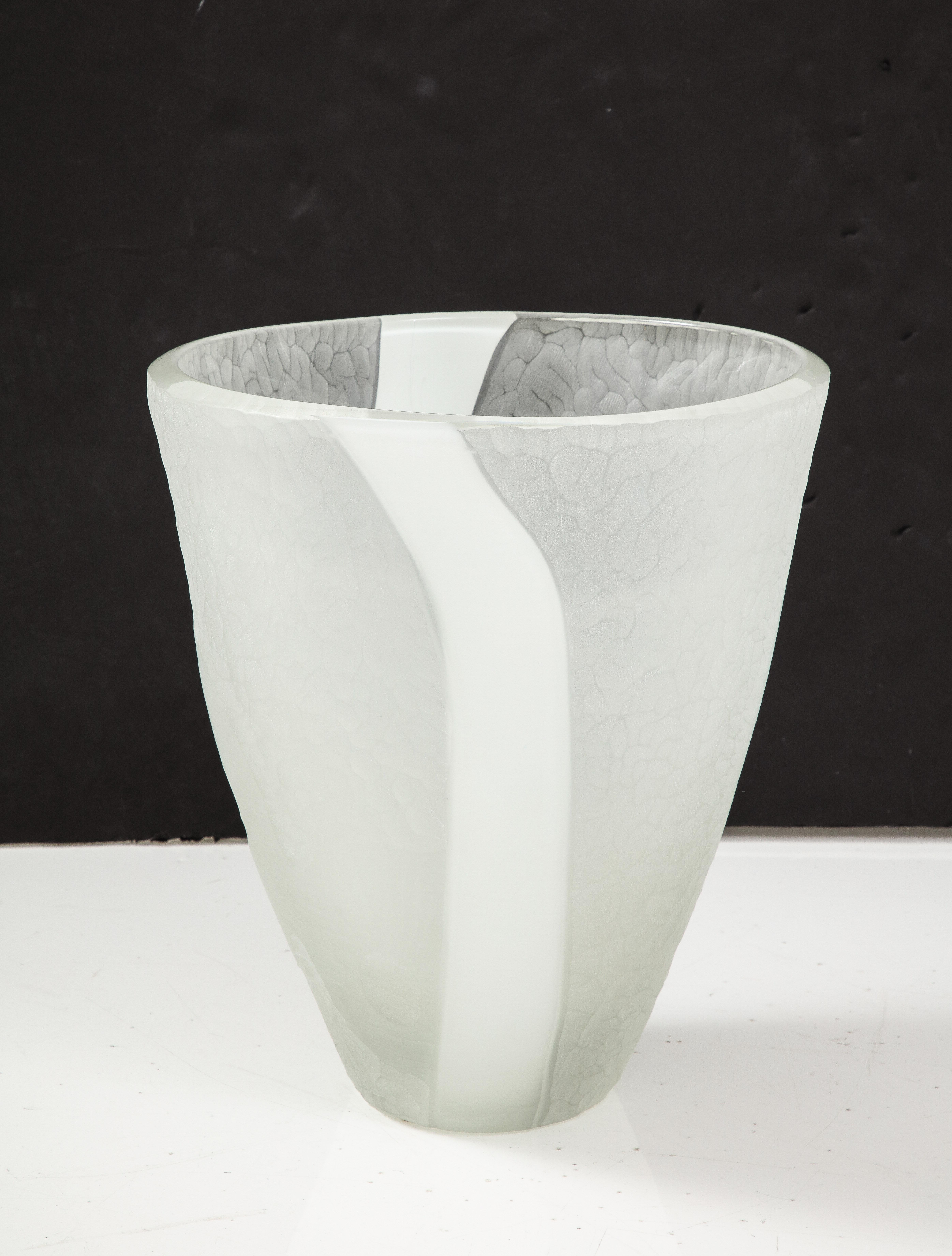 Mid-Century Modern Alberto Doná Large Murano Glass Vase For Sale