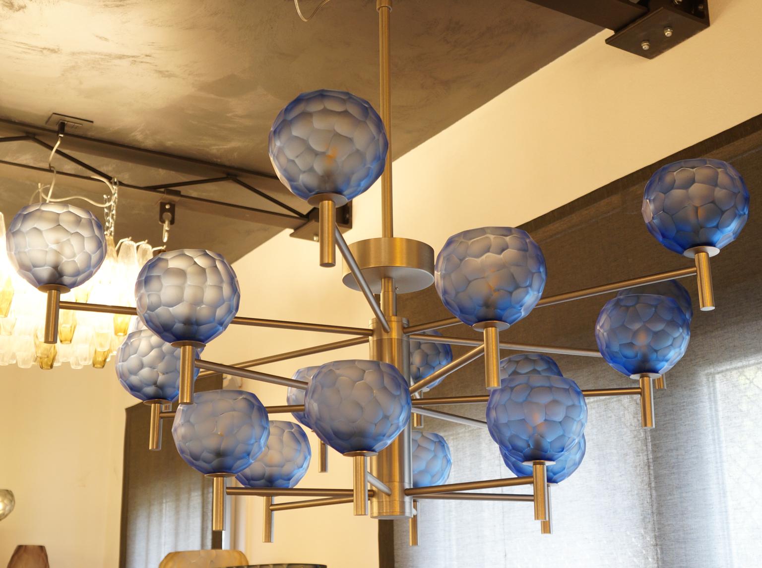 Hand-Crafted Alberto Donà Mid-Century Modern Blue Murano Glass Chandelier Engraved, 1999