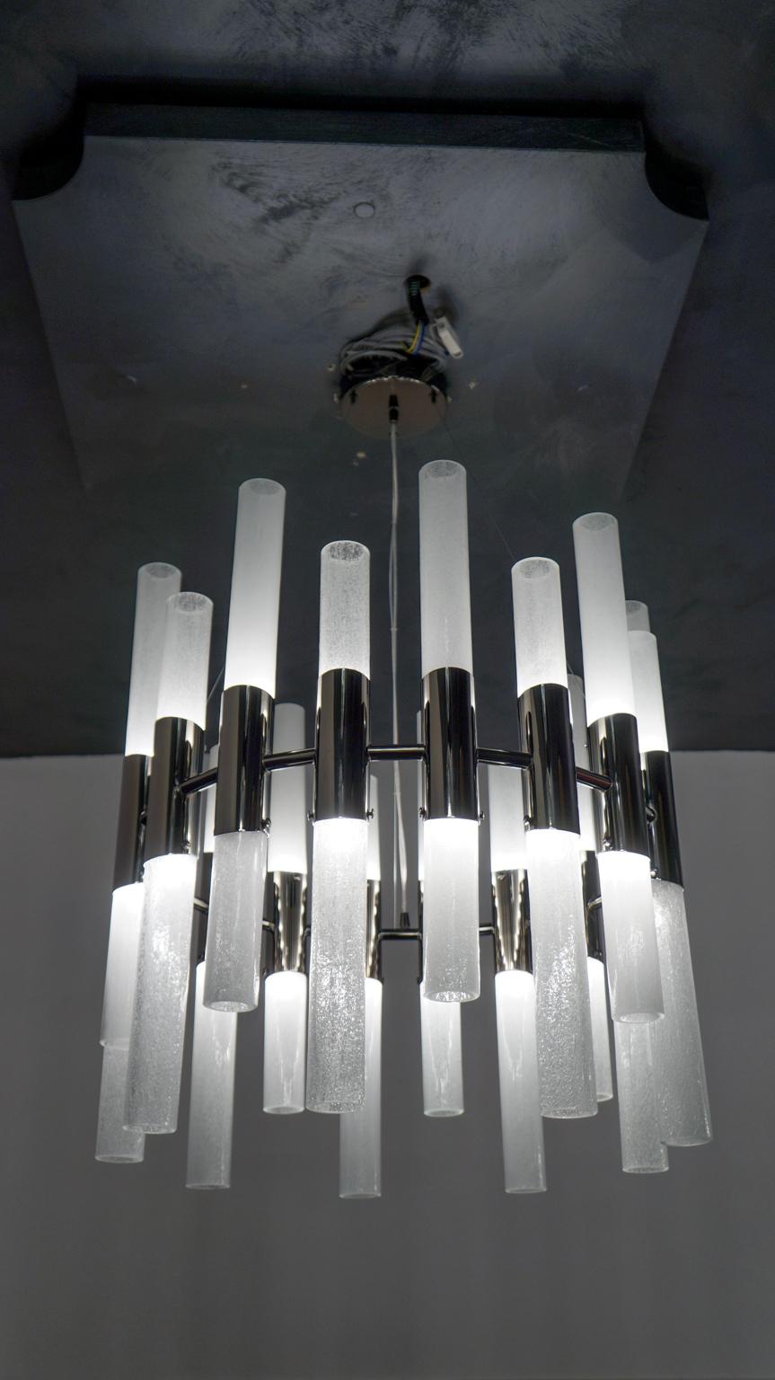 Hand-Crafted Alberto Donà Mid-Century Modern Crystal Pulegoso Murano Glass Chandelier, 1995 For Sale