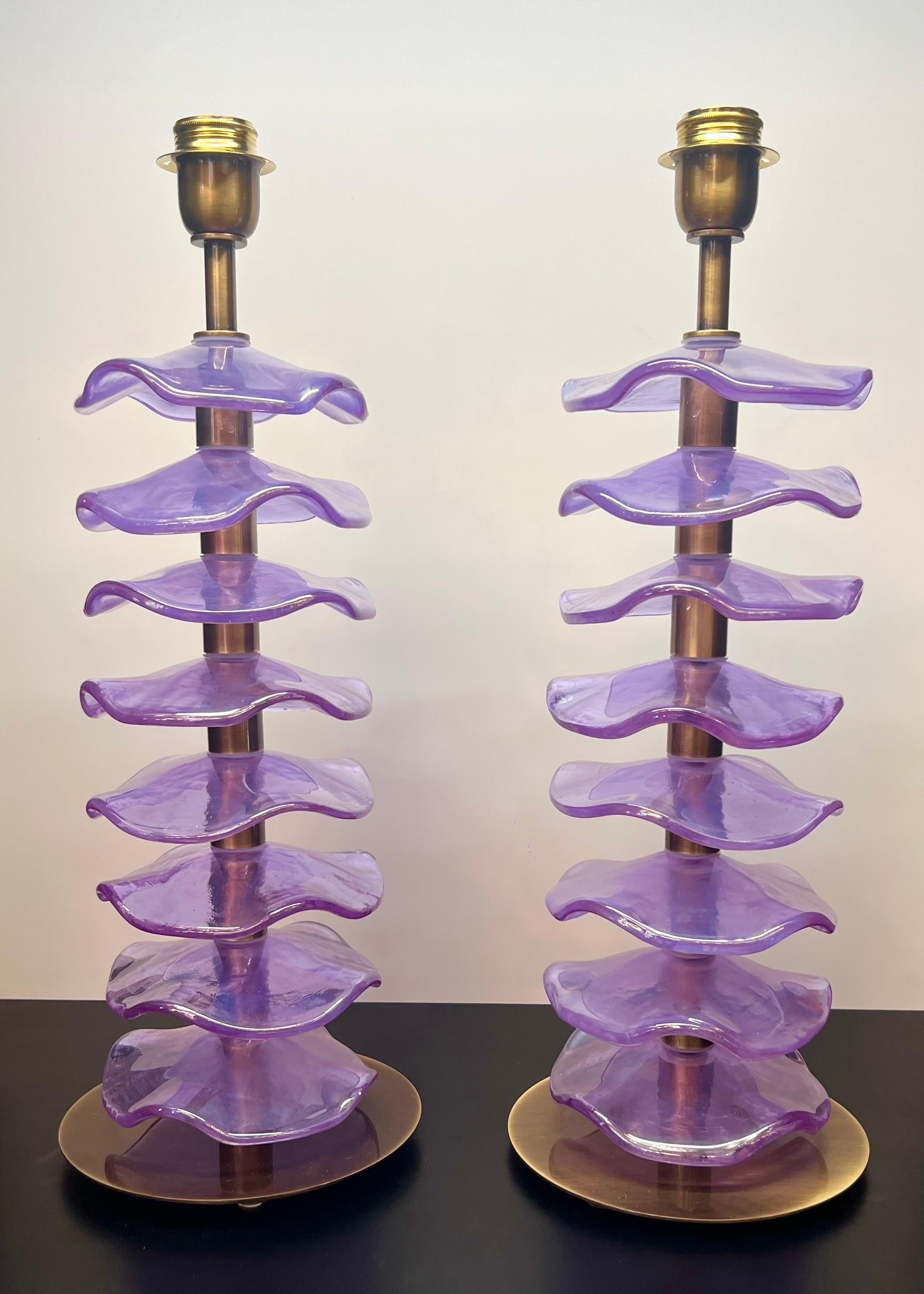 Alberto Donà Mid-Century Modern Purple Zwei Murano Glas Tischlampen 2024 (Moderne der Mitte des Jahrhunderts) im Angebot