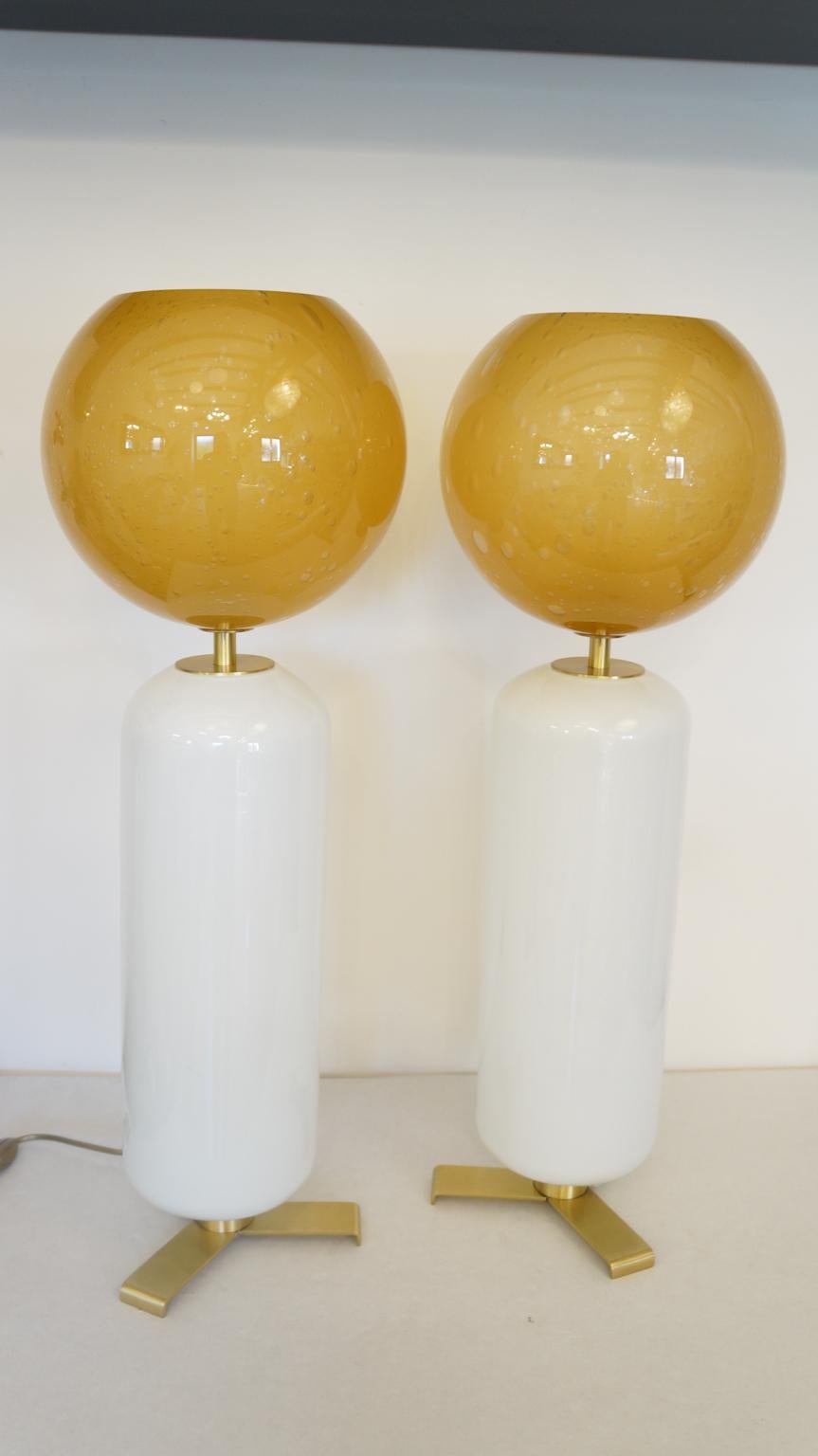 Alberto Donà Mid-Century Modern White Amber Two Murano Glass Table Lamps For Sale 11