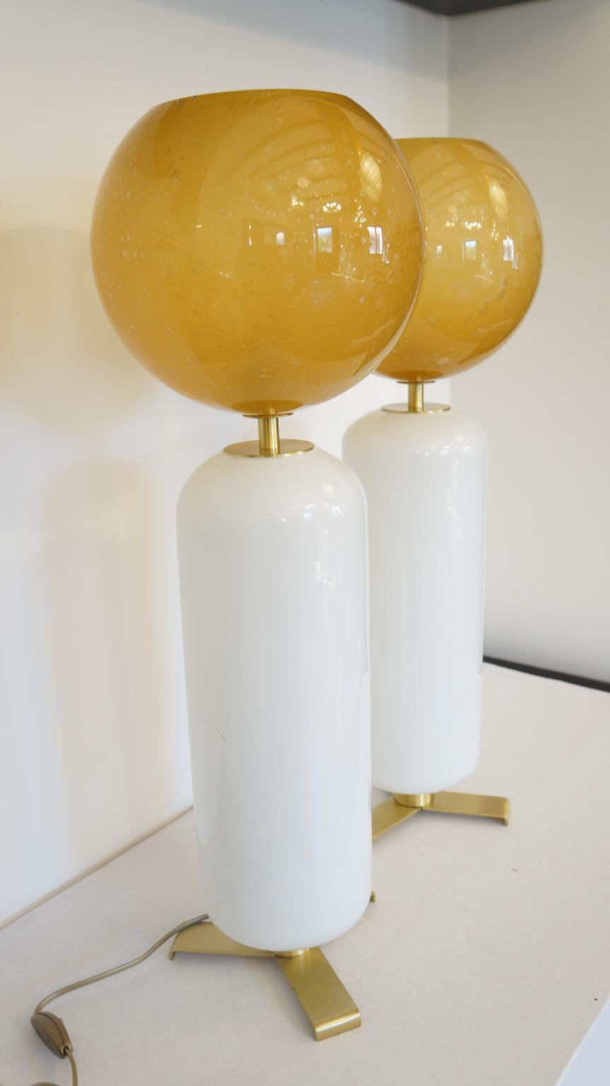 Alberto Donà Mid-Century Modern Weiß Bernstein Zwei Tischlampen aus Muranoglas im Angebot 12