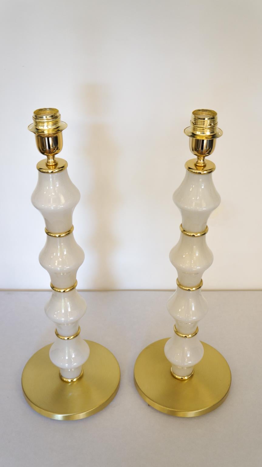 Italian Alberto Donà Mid-Century Modern White Two Murano Glass Table Lamps, 1995 For Sale